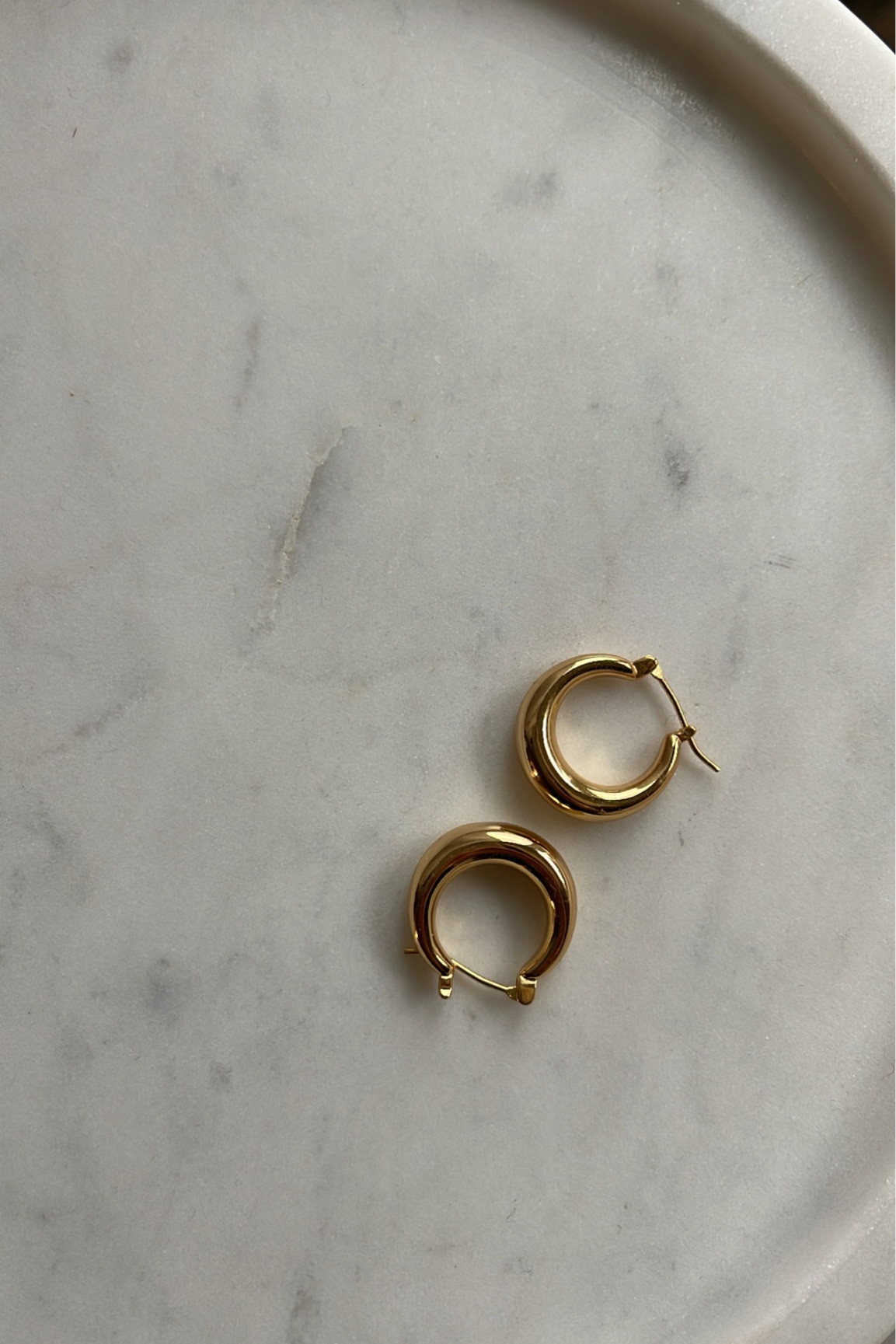 Gold hoops, chunky gold hopes, amazon jewelry, gold earrings, gold hoops 

#LTKworkwear #LTKstyletip