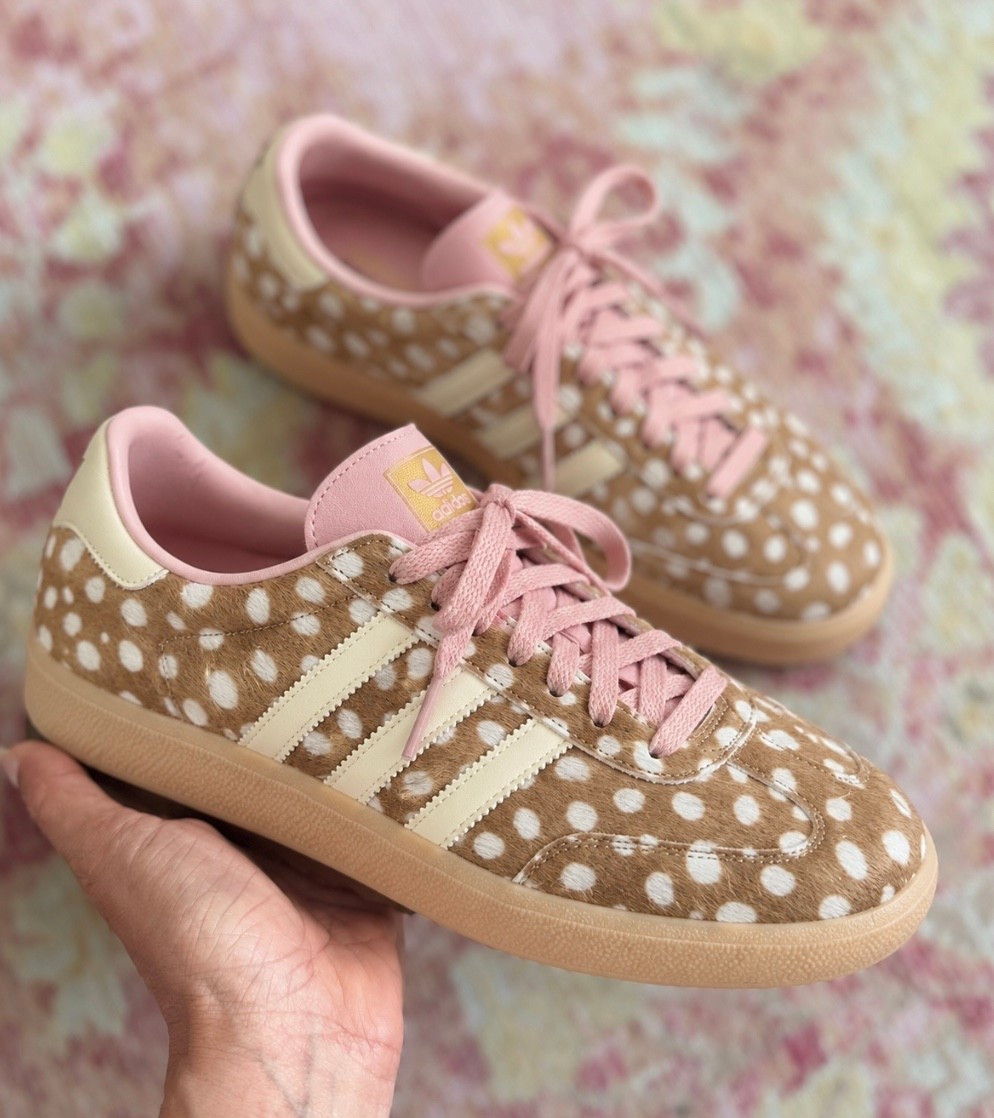 Adorable sneakers for fall