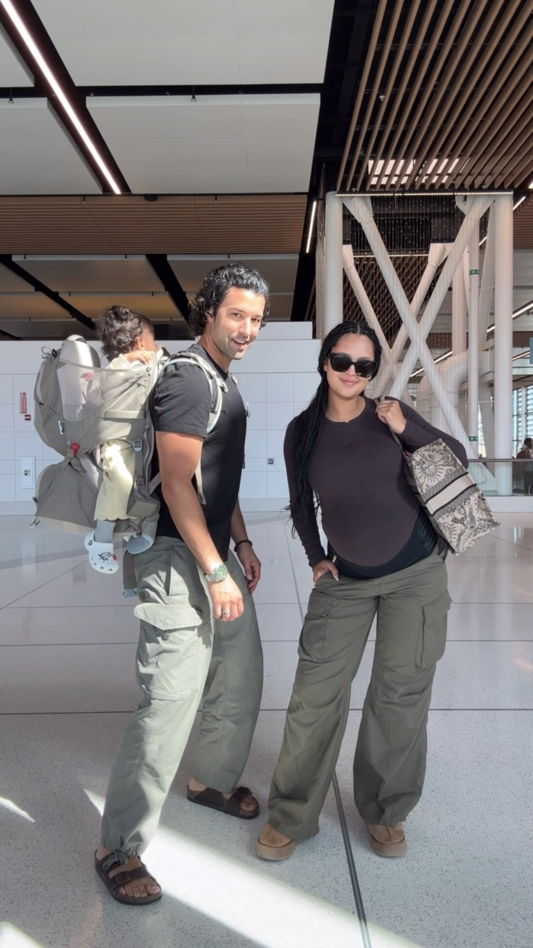 family airport fit 🫡

#LTKFamily #LTKBump #LTKTravel