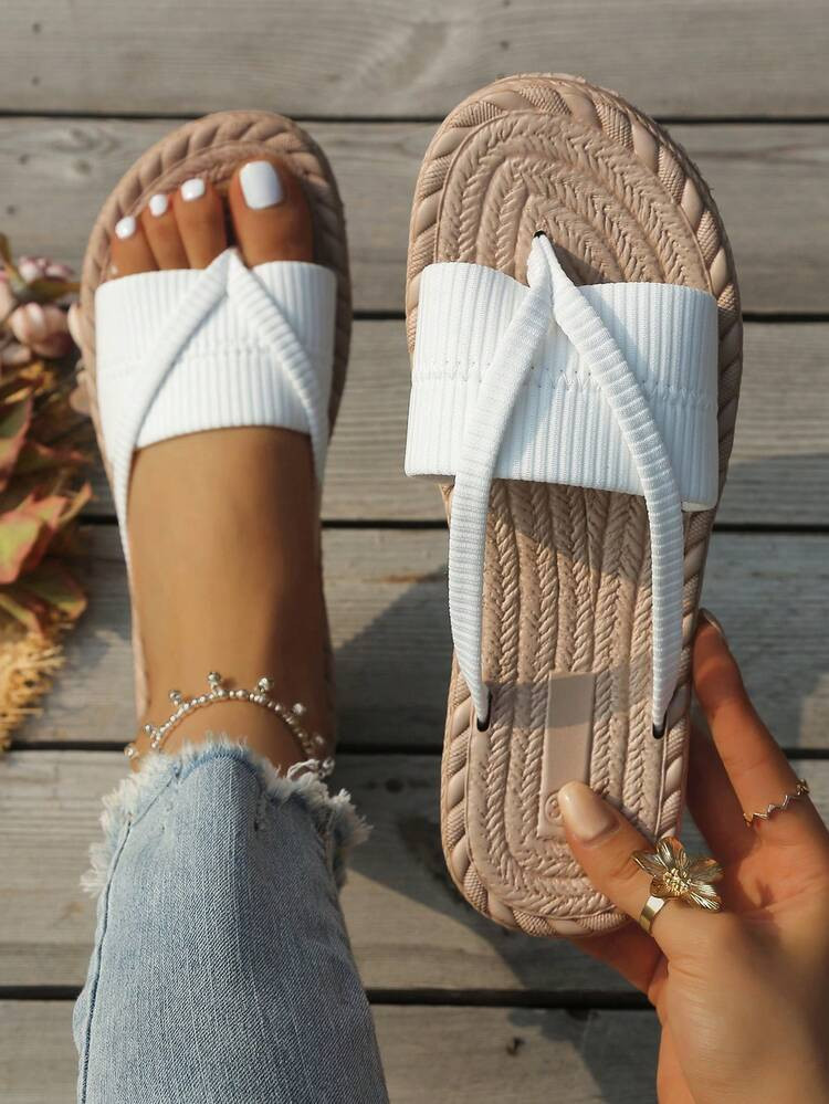 12,98\u20ac



Kostenloser Versand

Damen Mode Strandlatschen, Offene Zehensandalen, Leichte Somm... | SHEIN