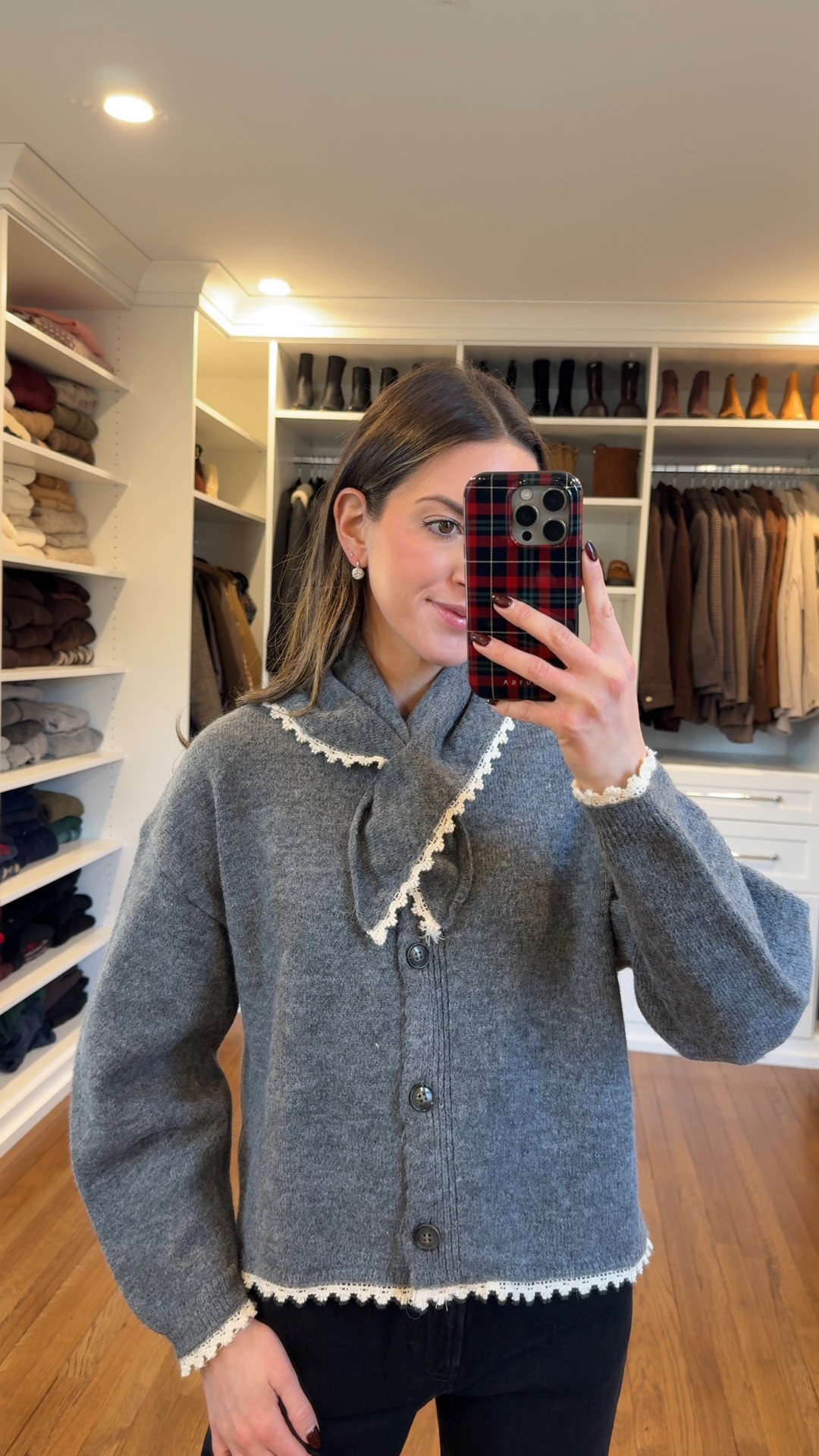 Size small

Cardigan 
Zara 
Zara find s

#LTKdayinmylife #LTKFindsUnder100 #LTKHoliday