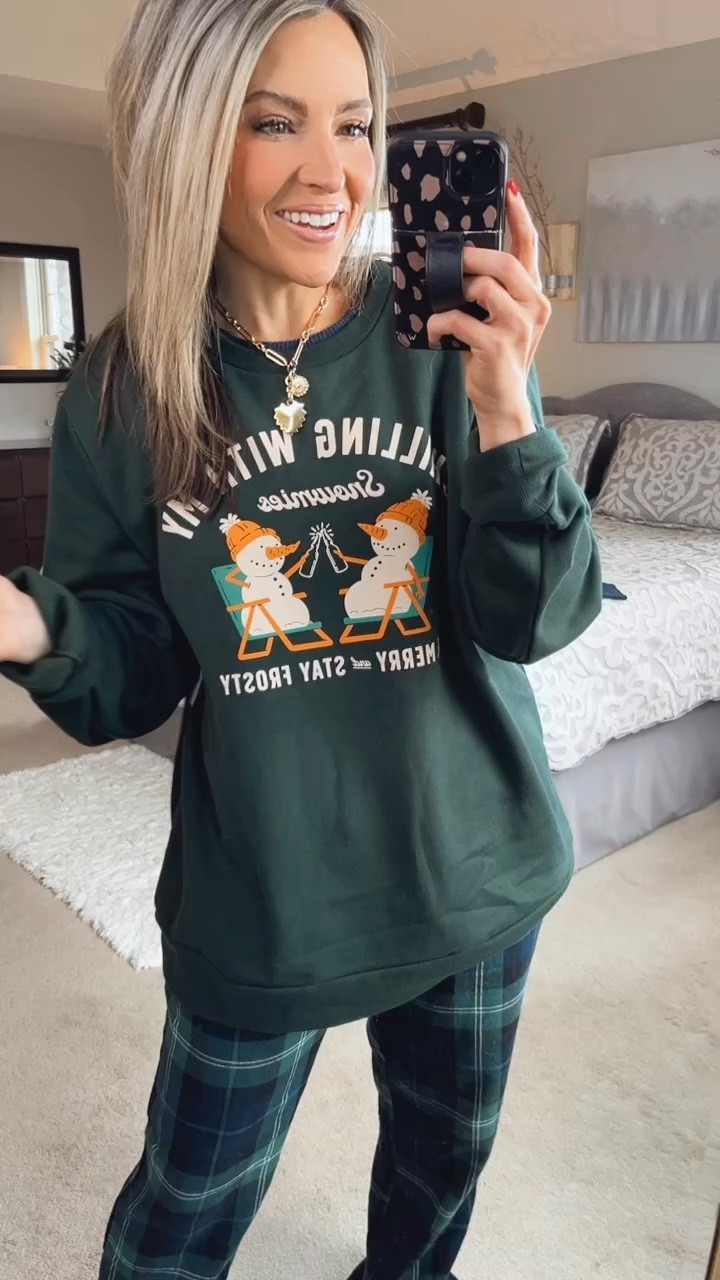 Fun and festive comfy sweatshirt for the holiday 

#LTKFindsUnder50 #LTKWatchNow #LTKHoliday