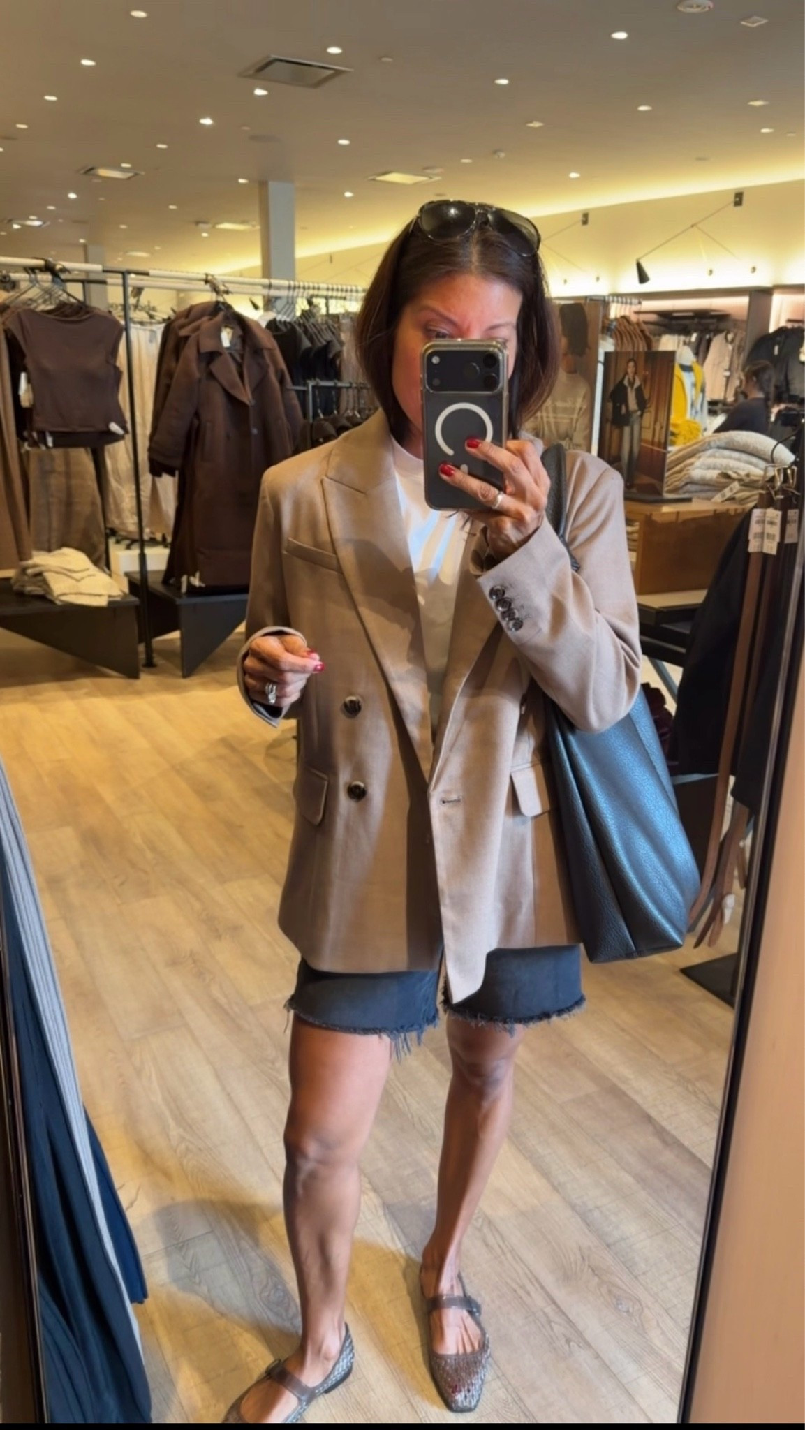 Cool blazer for fall 
@abercrombie
Fall fashion over 50