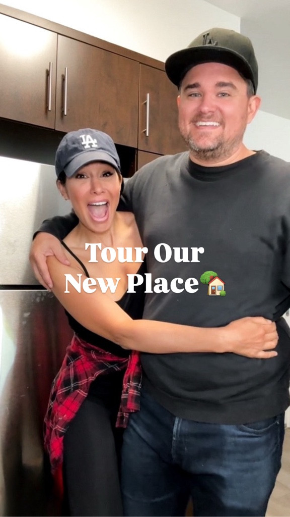 Just a little empty space tour before the decorating begins! Sharing the before of our new place so you can see how it all comes together! 🏡







home decor, new home decorating, cozy vibes, city living, moving outfit

#LTKActive #LTKSaleAlert #LTKShoeCrush