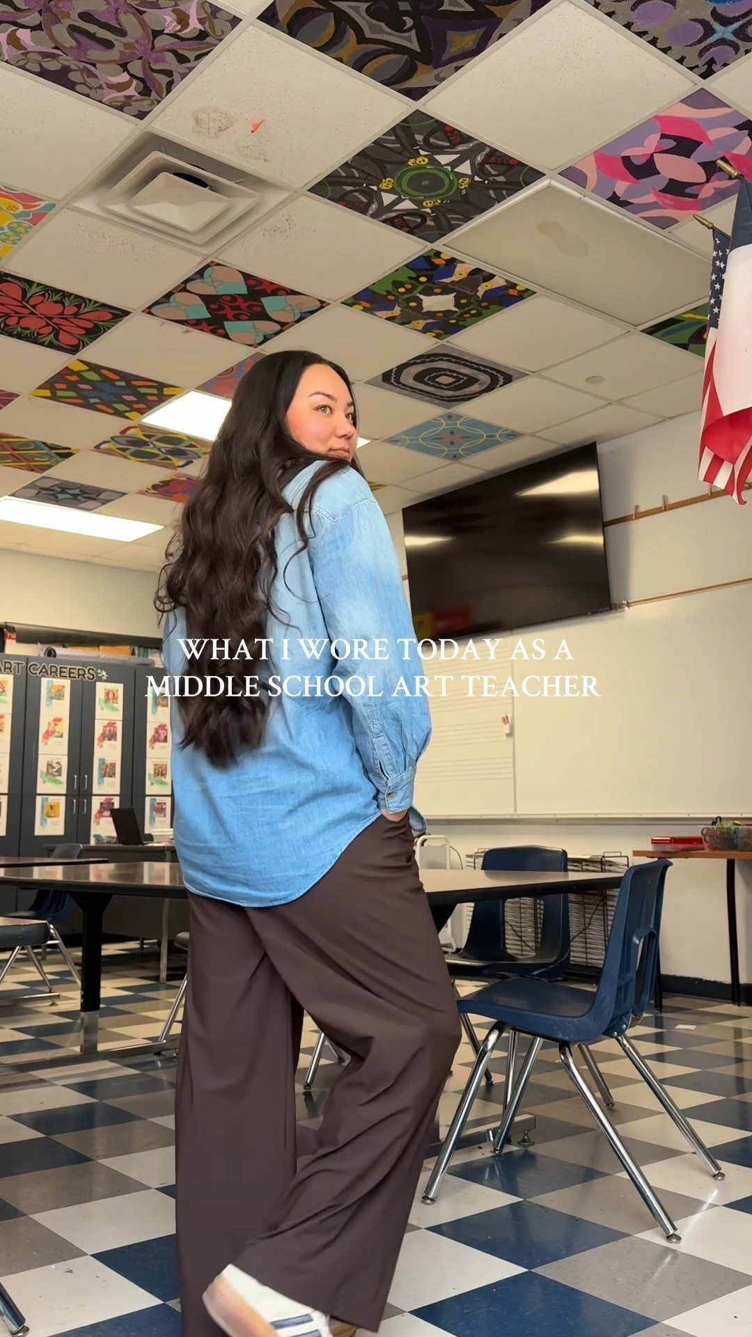 Casual chic outfit // women’s workwear // fall outfits 

Top // TTS, in a size M 
Pants // TTS, in a size 8 

#LTKFindsUnder50 #LTKSeasonal #LTKWorkwear