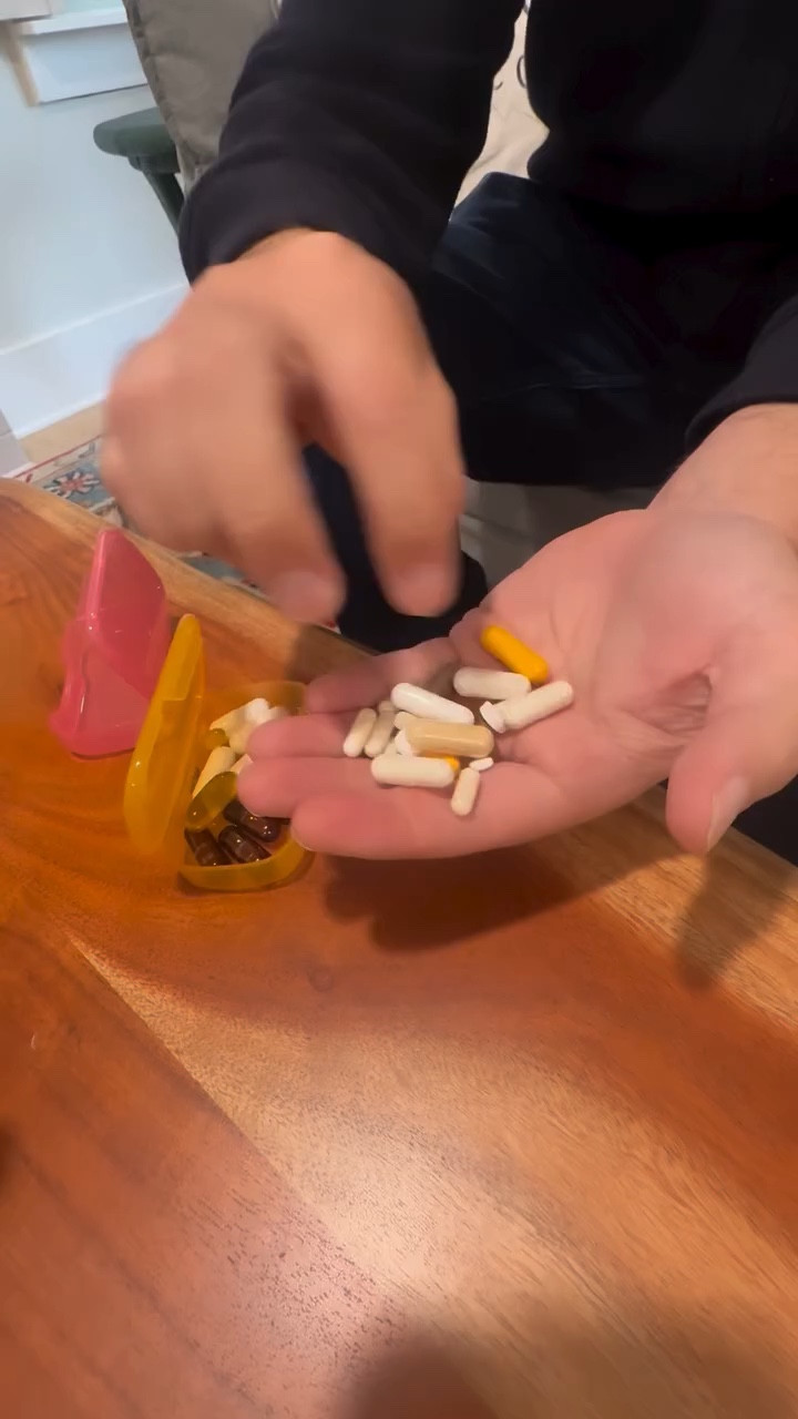 All of courts daily vitamins 💊 