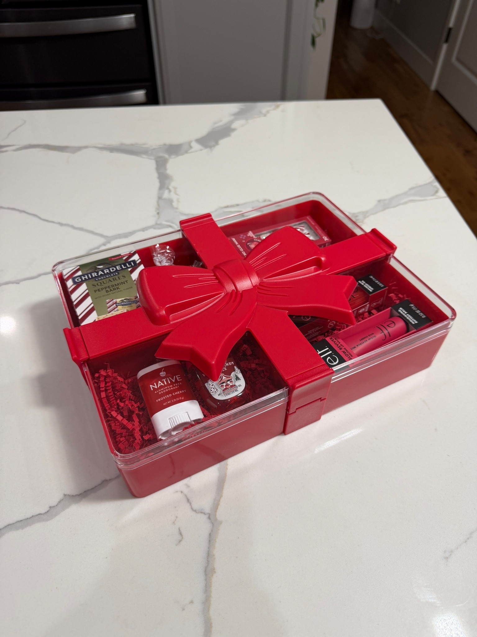Red bow snack box gift 