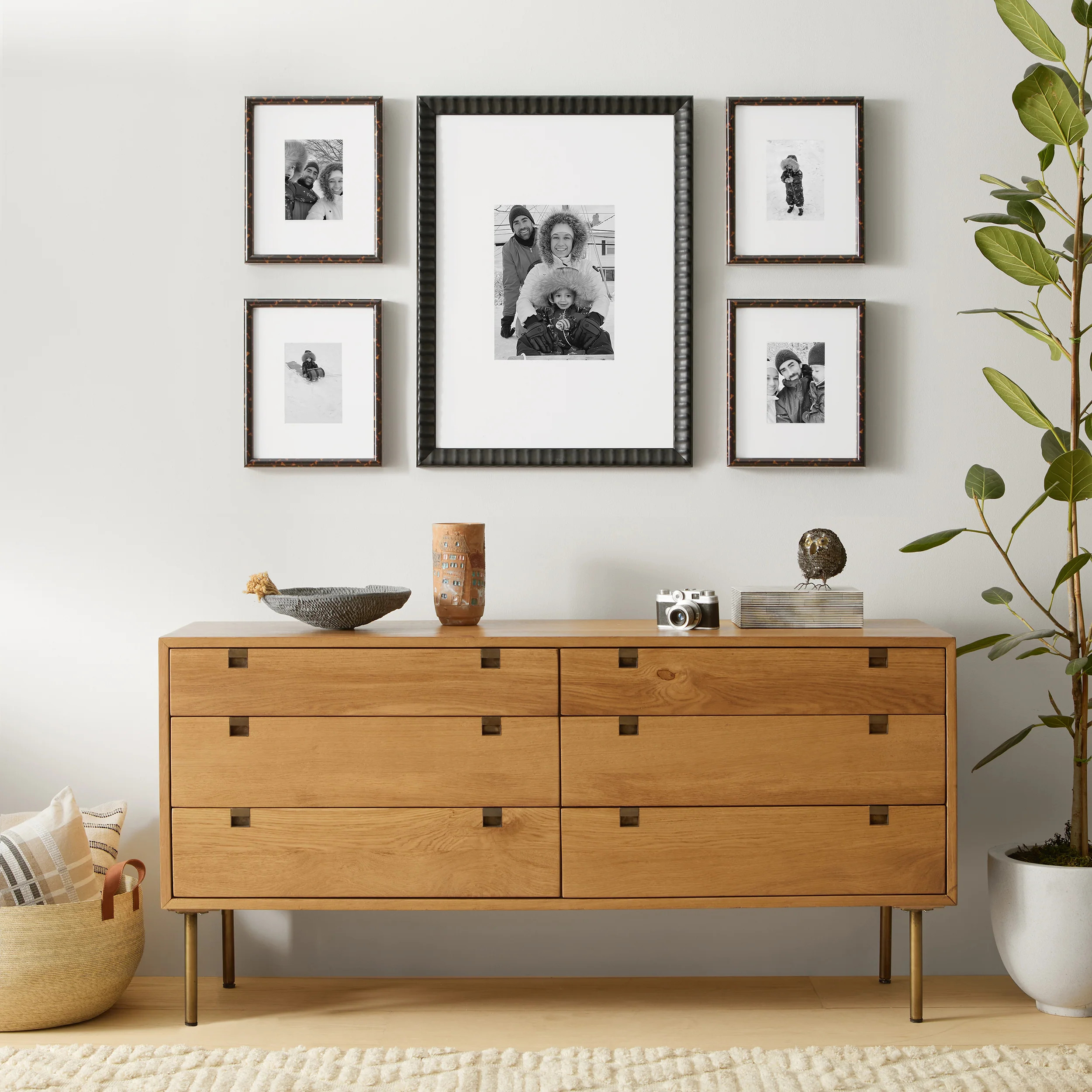 The Symmetrical Grid | Framebridge