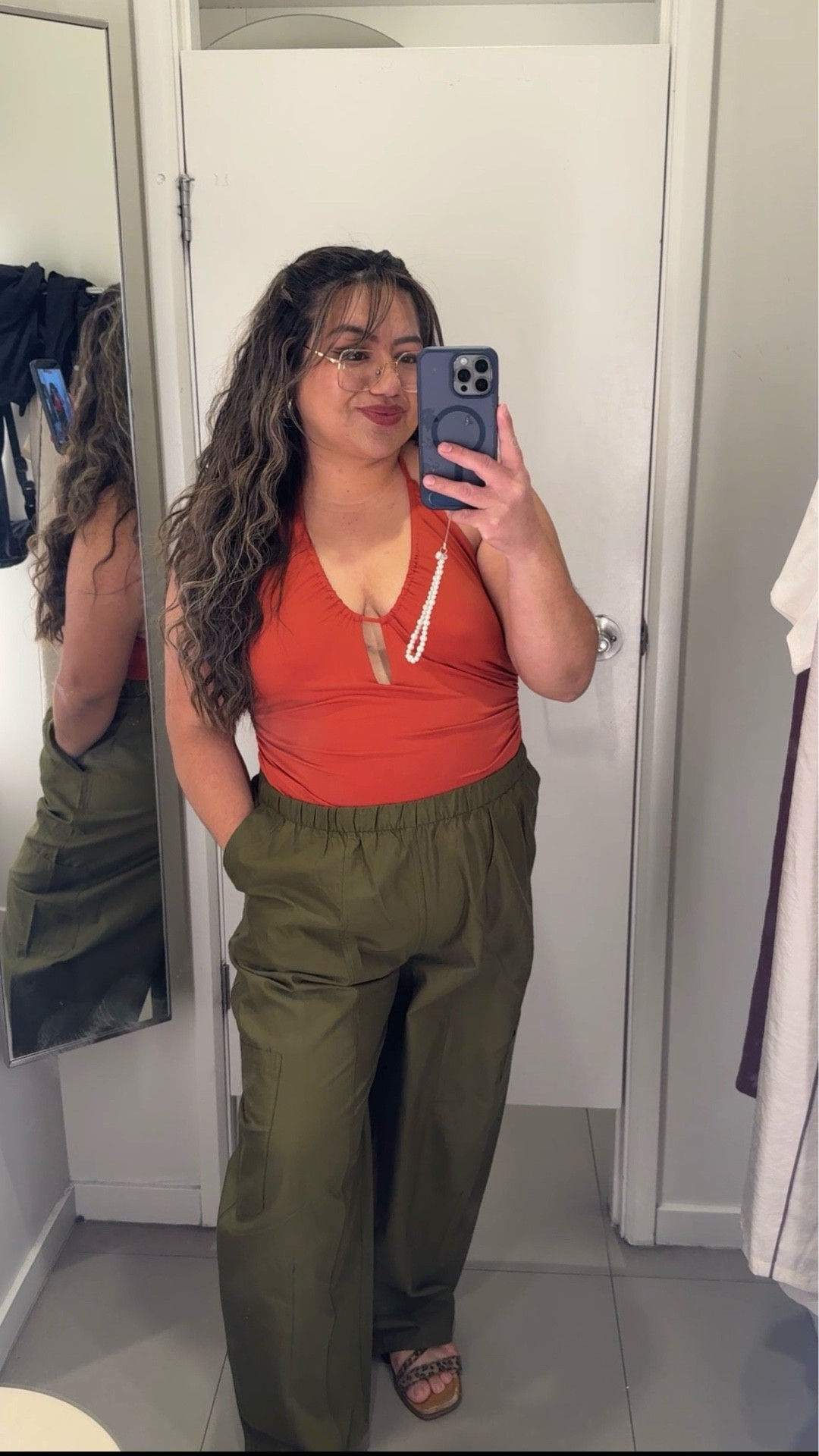One pair of pants, TWO completely different vibes 😮‍🔥

Okay but why did I forget how cute H&M has been lately?! These pieces are giving effortless, comfy, and still THAT girl energy 👏🏽

The second outfit tho… it’s giving hot Latina mom stepping out real quick but still turning heads 💅🏽

Which one are you wearing—1 or 2?! 👀

#LTKmomlife #LTKgrwm #LTKMidsize