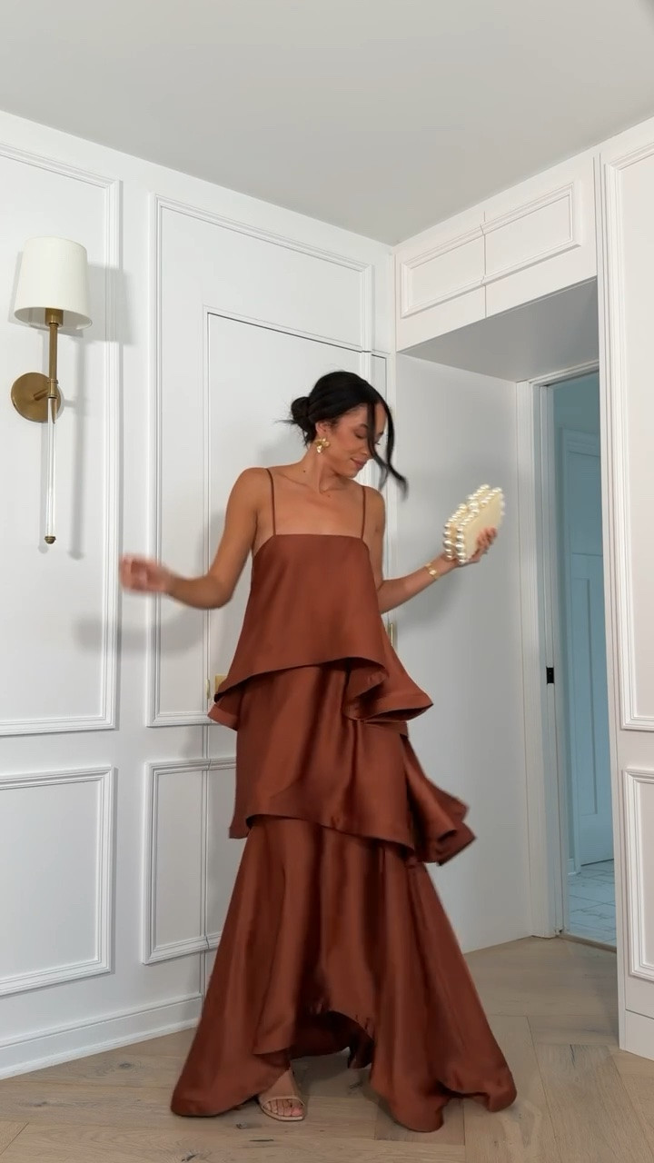 Fall wedding guest dresses 🤎 Wearing size small in all dresses


Black tie optional, cocktail dress, event dress, floral dress, maxi dress, fall dress, rehearsal dinner dress

#LTKWedding #LTKSeasonal