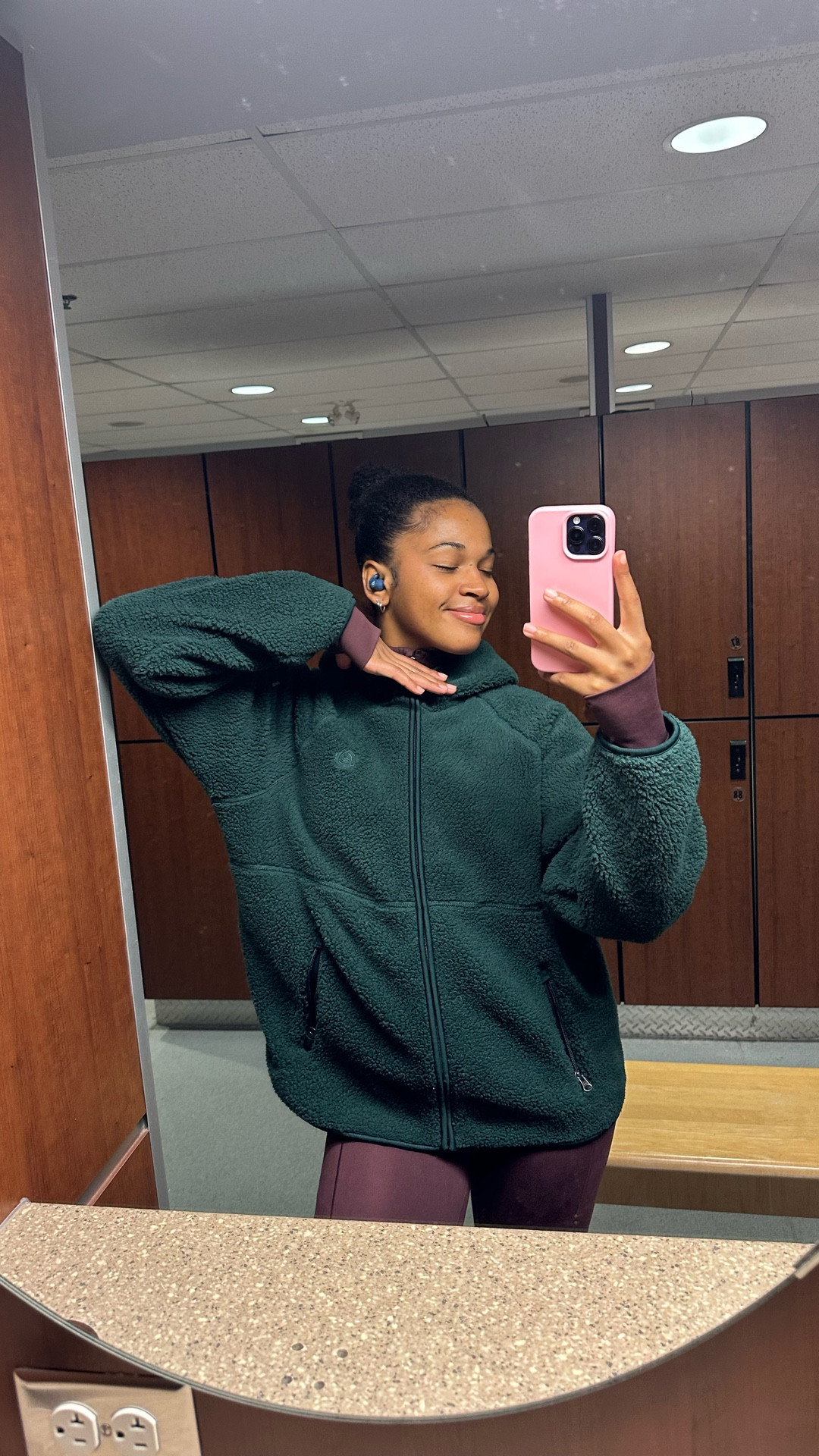 Because looking cute is part of the warm-up 💖 #ltkfit #liketkit #ltkfashion #gymfitlook #activewearstyle #fitnessfashion #workoutoutfitinspo #fitgirlstyle

#LTKfitness #LTKfall #LTKcanada