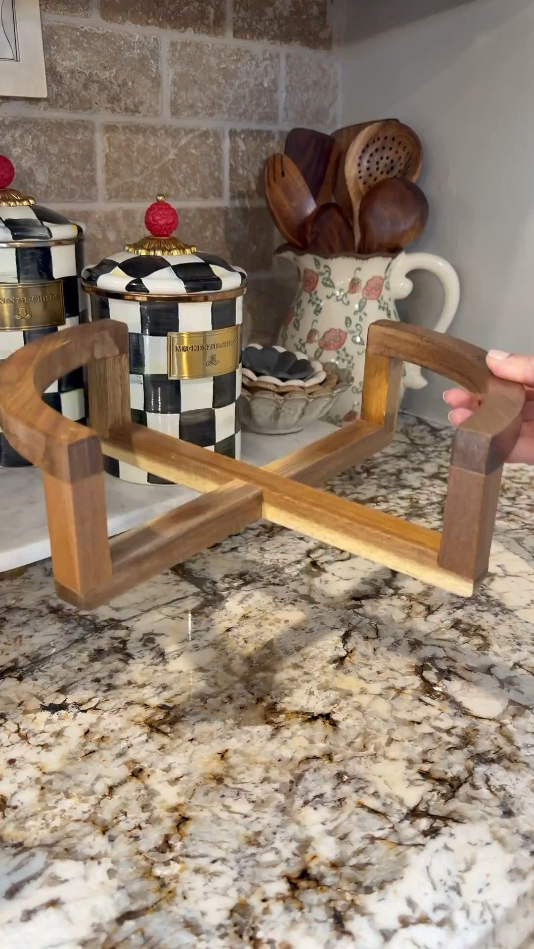 Salad bowl with stand @amazonhome



#liketkit 
@shop.ltk
https://liketk.it/5Ztgw