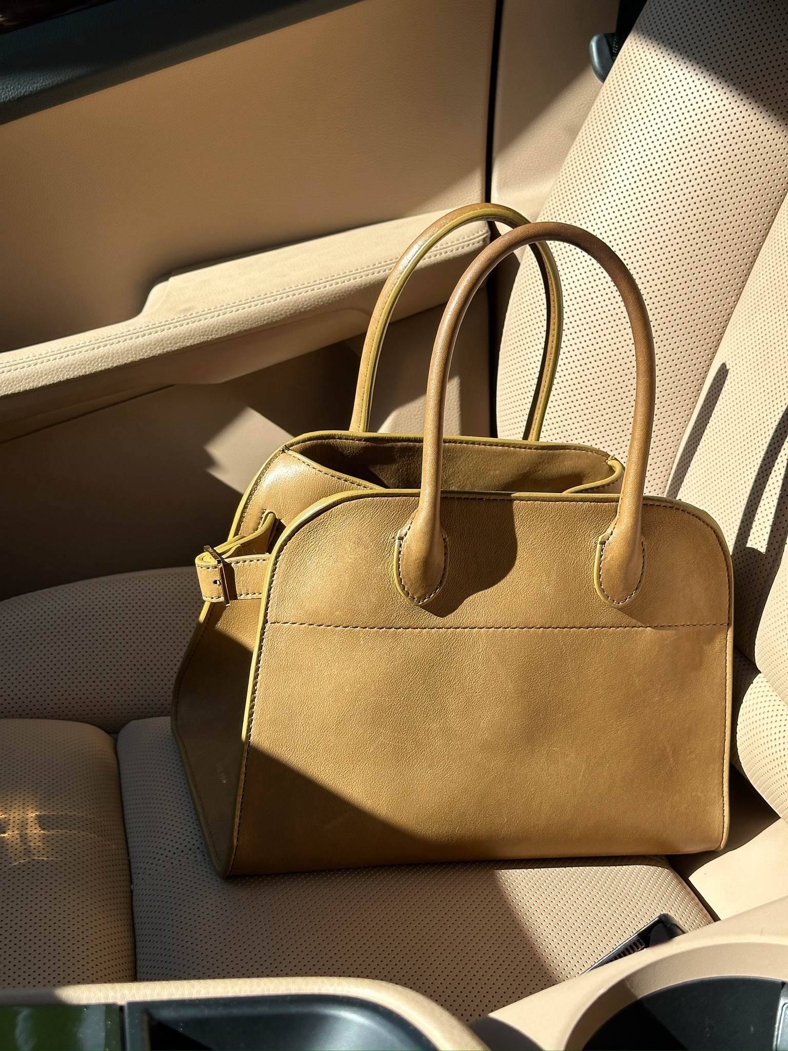 The Row bag - my color is sold out but linked all the other colors!

#LTKSeasonal #LTKstyletip