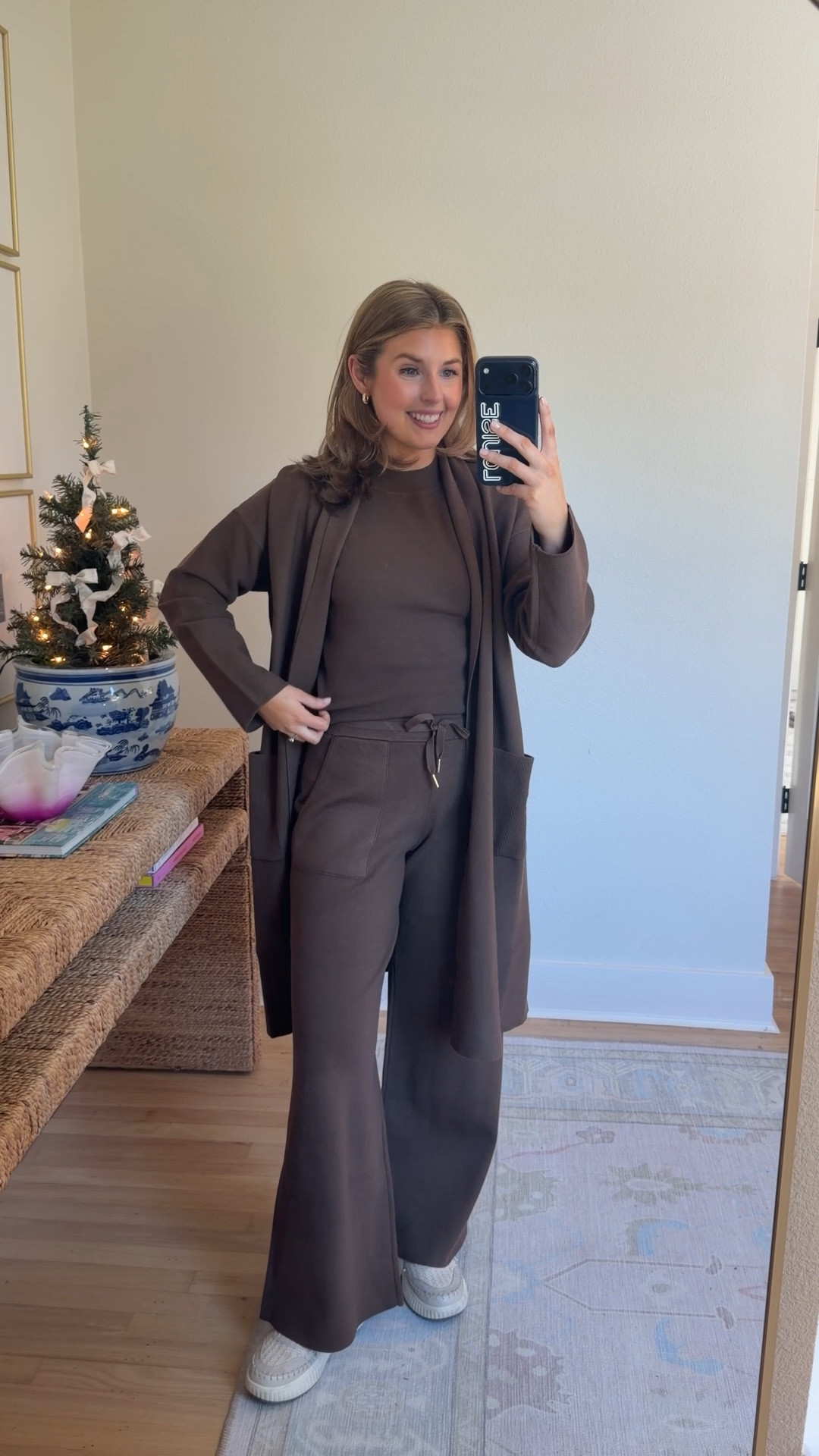 Fabulous and cozy matching set! Wearing a S