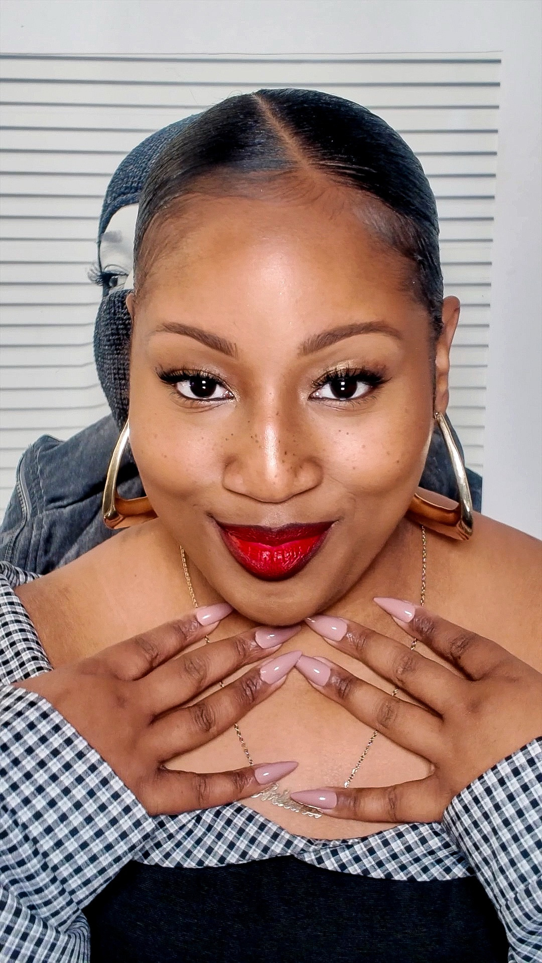 I’m not mean… I’m strict.

#LTKBeauty #LTKgrwm #LTKValentine