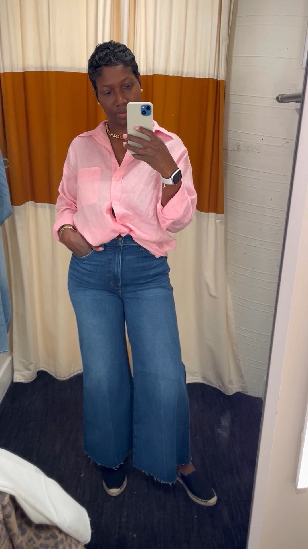 Madewell cropped flared jeans!? Into them? Wearing size 29. They come in 3 washes. 