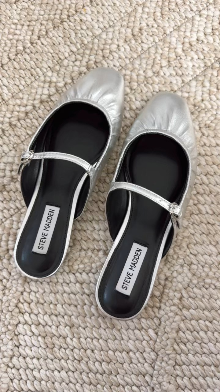 Nordstrom Anniversary Sale / NSALE / Steve Madden Mules / Size up in this brand! I’m a size 7.5 and got size 8!

Steve Madden, Nordstrom, NSALE, Nordstrom anniversary sale

#LTKxNSale #LTKShoeCrush #LTKFindsUnder100