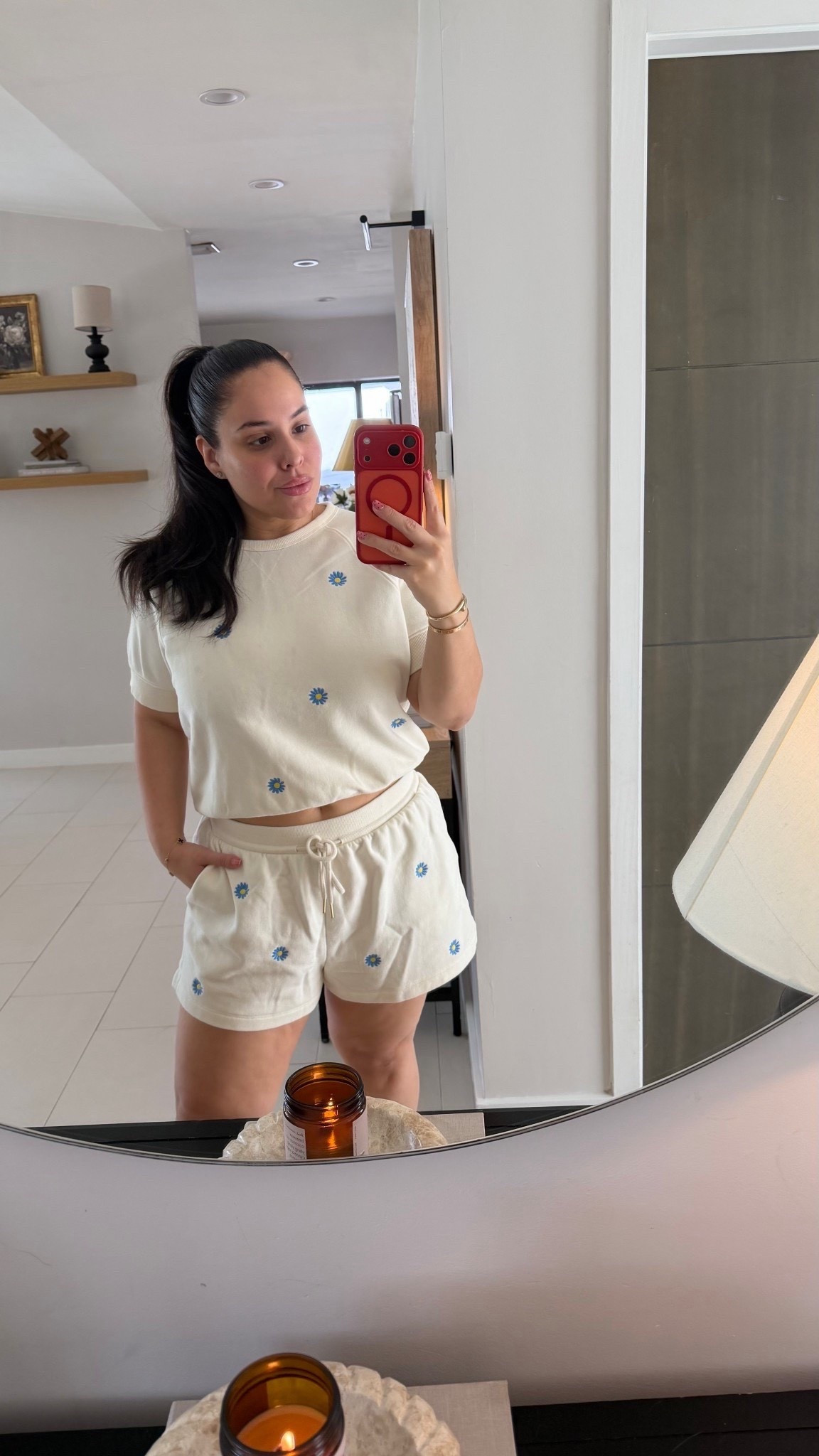 Today’s comfy outfit! Wearing size L in both



#LTKootd #LTKMidsize #LTKgrwm