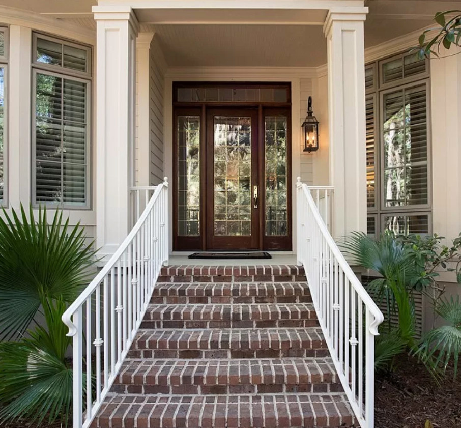 If your front porch isn’t pulling you in this is where I’d start

I always layer lighting, seating, and a few natural pieces so the space feels welcoming the second you walk up

It creates that relaxed, lived in look that makes your home feel inviting before you even step inside

Shop my front porch picks

#AmandaAndCoDesign #FrontPorch #BeachHome 

 #LTKHome