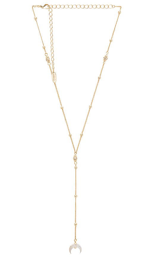 Ettika Hanging Crescent Lariat in Metallic Gold. | Revolve Clothing