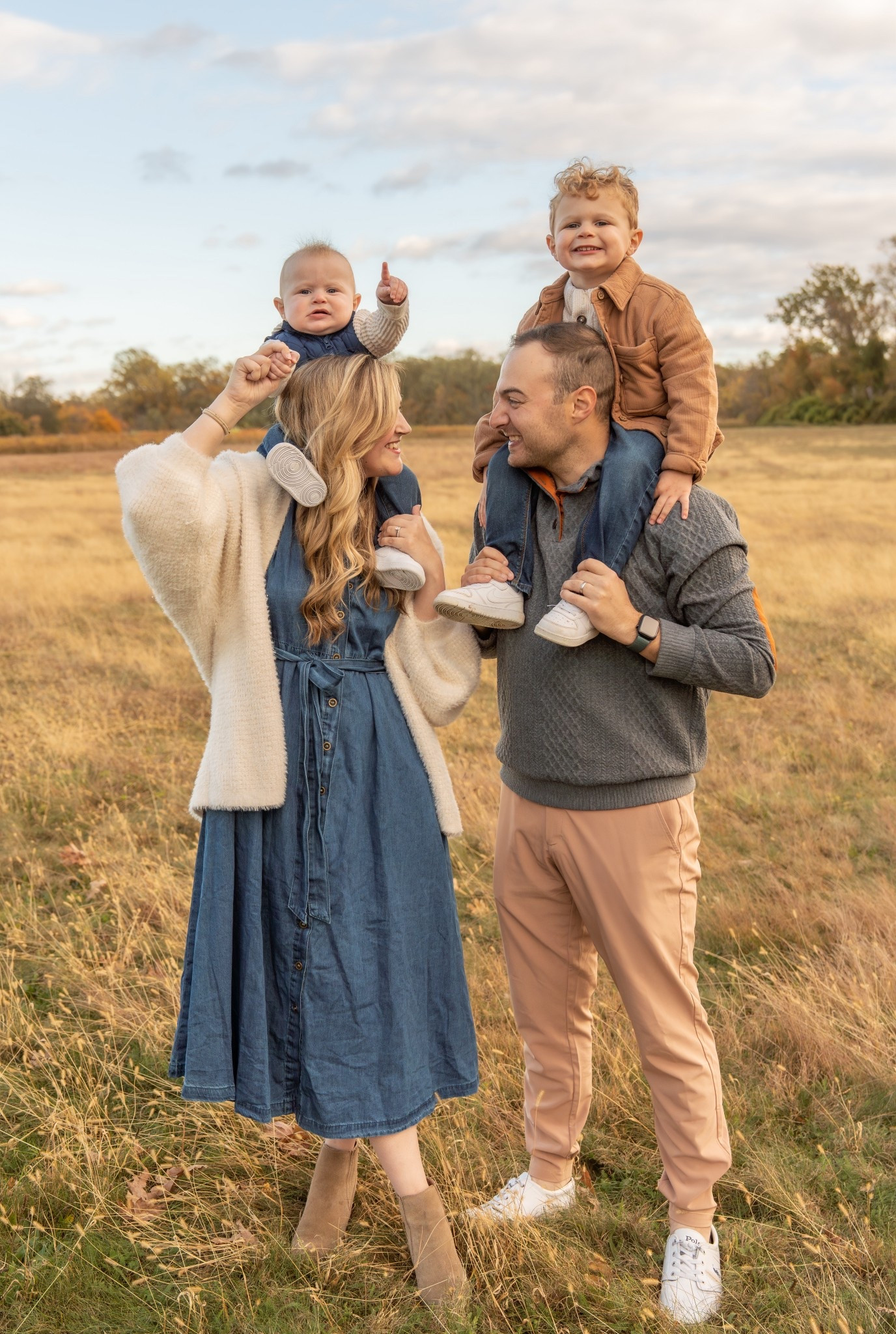 Family photos! 

#LTKSeasonal #LTKFamily #LTKKids