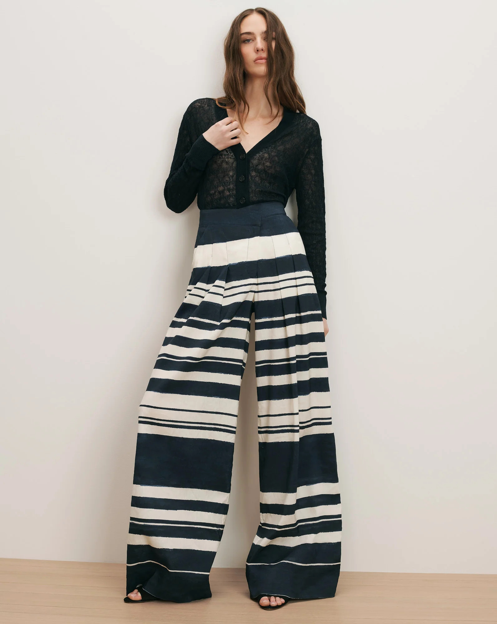 Heron Crossover Waistband Pant | Veronica Beard
