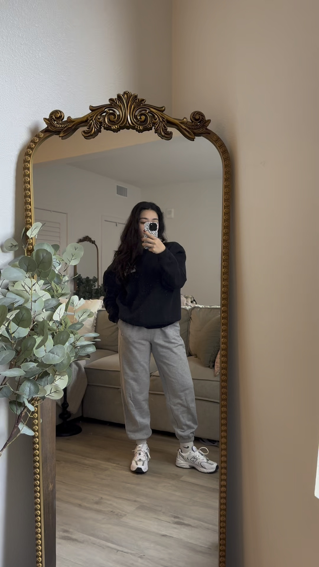 Comfy Fit🩶🖤🤍

#LTKActive #LTKStyleTip #LTKFitness