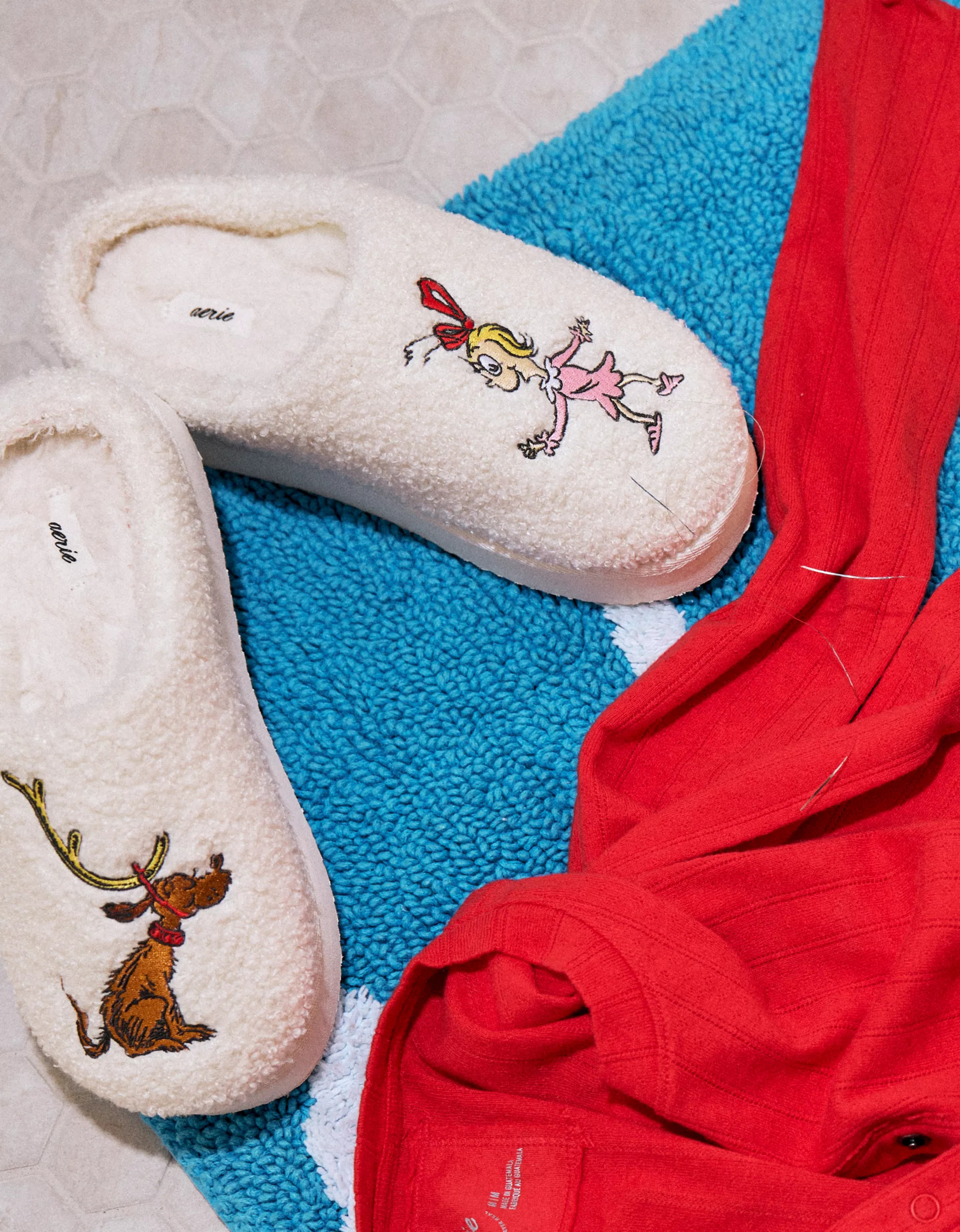 Aerie Sherpa Scuff Slippers | Aerie