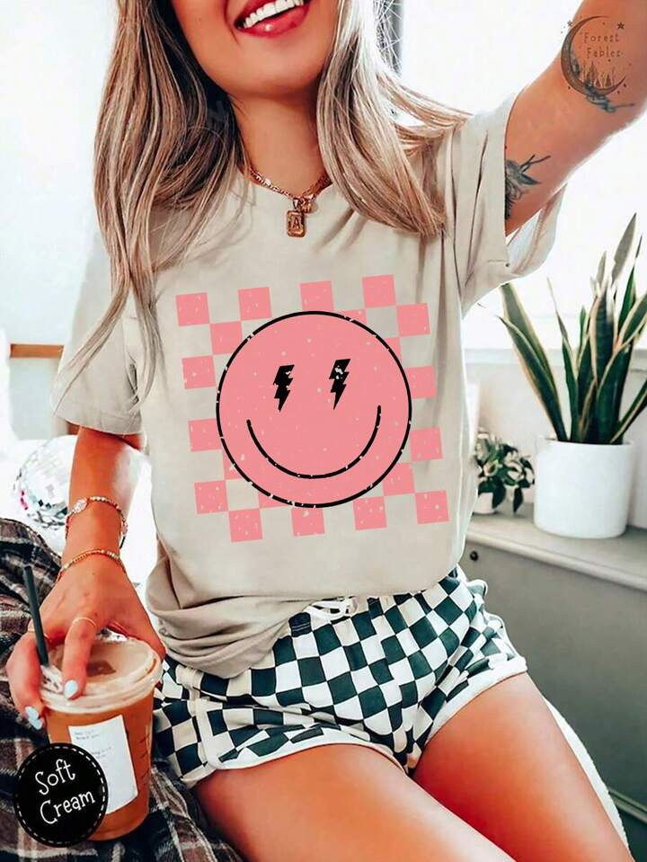 SHEIN LUNE Plus Size Smiling Face Print Casual Short Sleeve T-Shirt, Summer | SHEIN