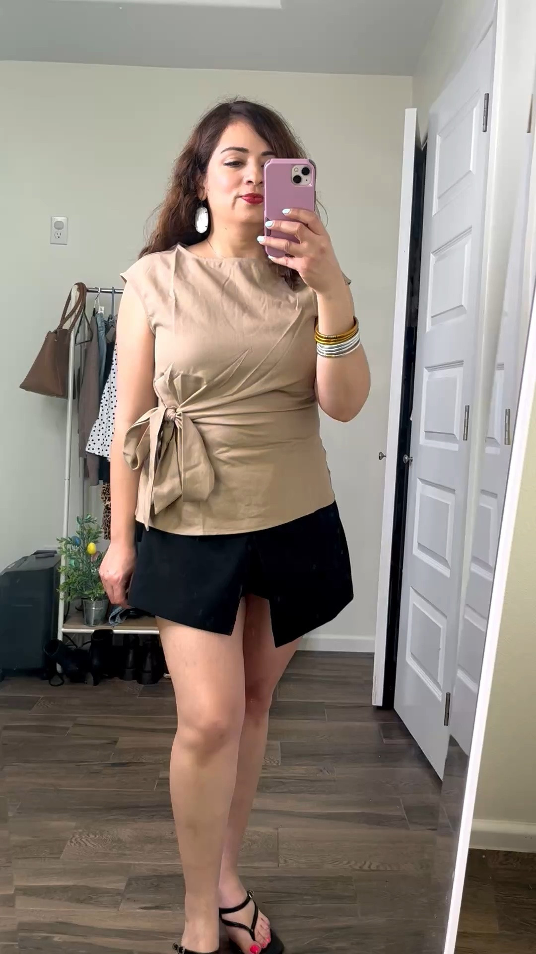 Found the perfect beige tie-side at Walmart! 🤍 The fit is TTS
and it’s under $20! Linking it now before the morning rush!