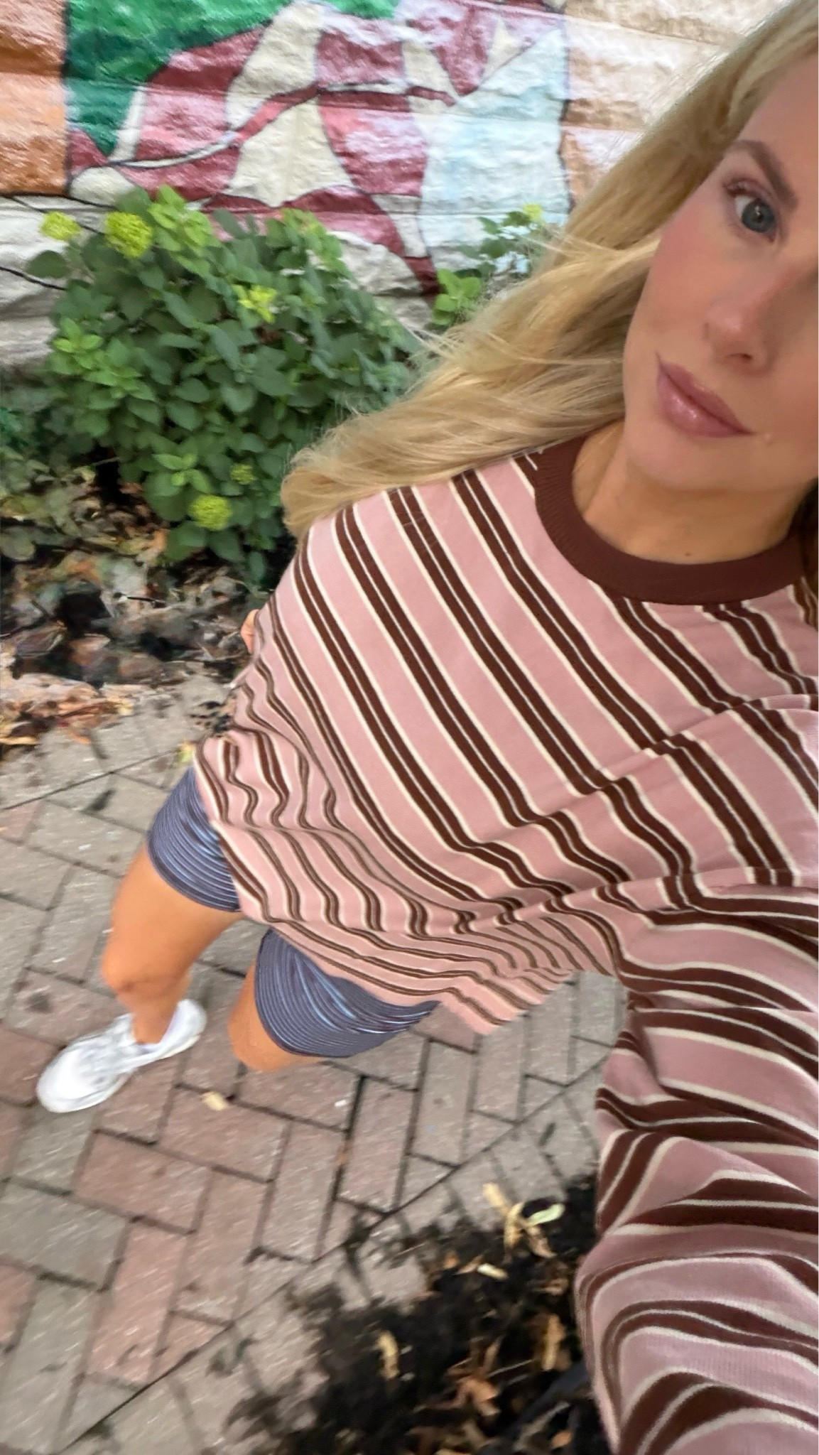 SIZE: med in top, bottom, & tee (tied around waist), shoes run tts! Linking similar in all! #kathleenpost

Postpartum outfit, walking outfit, workout wear, coffee run look, errands outfit

#LTKmomlife #LTKfitnessgoals #LTKootd