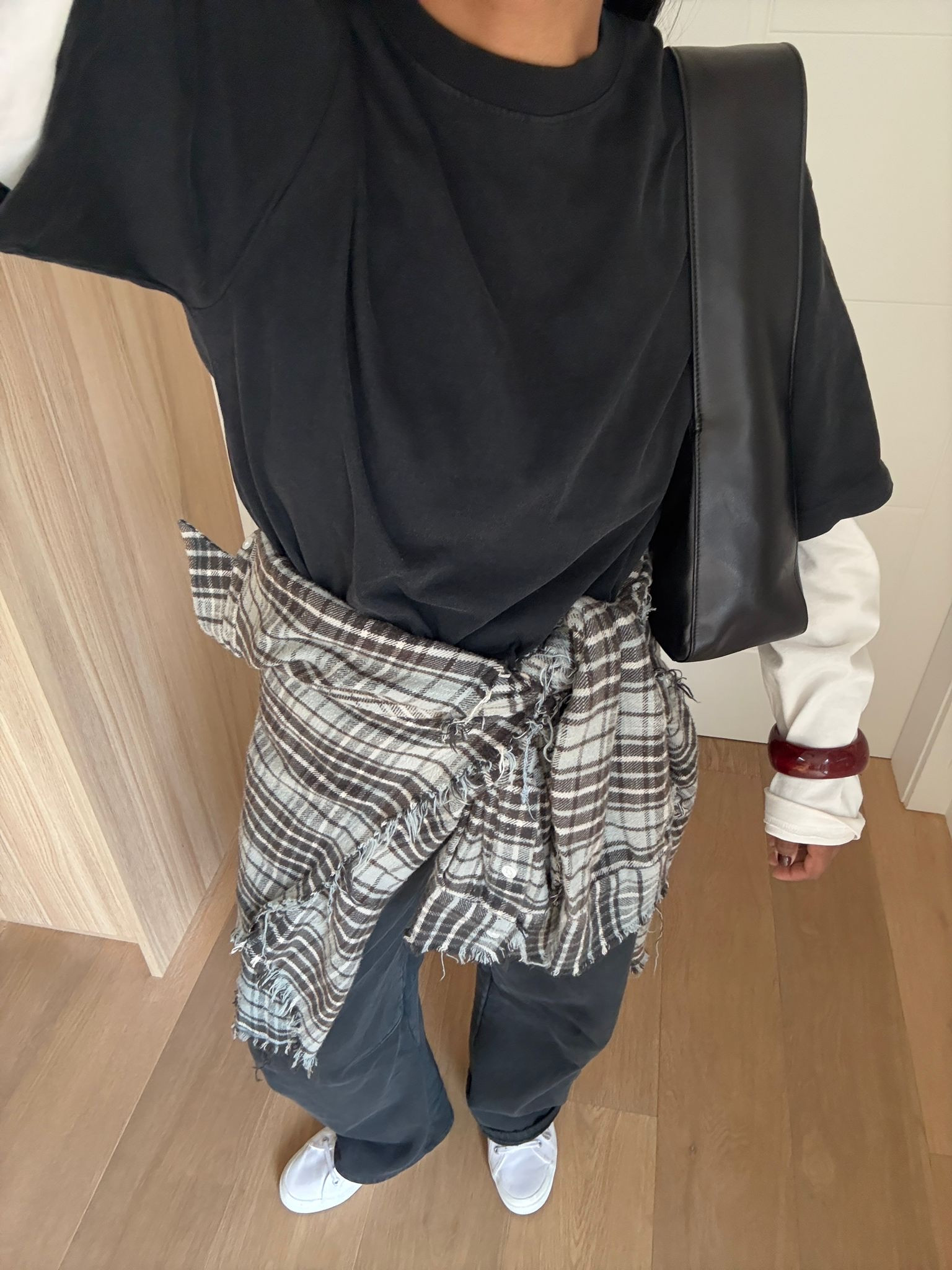 A very hard working tee! Styled with a check shirt 

Autumn Style, Autumn Fashion, Outfit Inspiration, Casual Style, Everyday Outfit 


#LTKuk #LTKautumn #LTKeurope