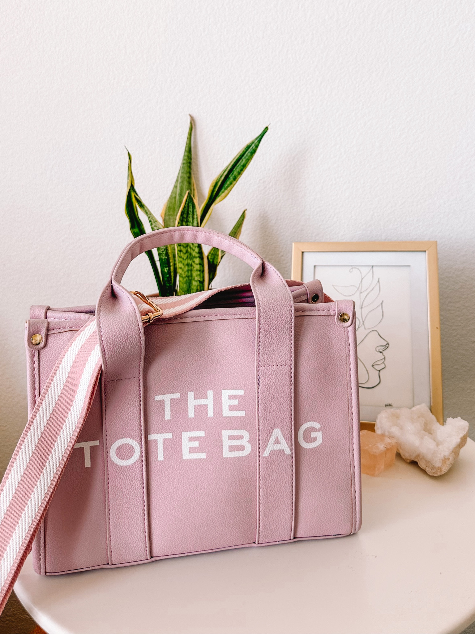 she’s an icon, she’s a legend, she’s a cute *duuuupe*! The tote bag in the prettiest lilac color and I found the perfect strap to match 

#LTKstyletip #LTKitbag #LTKunder50