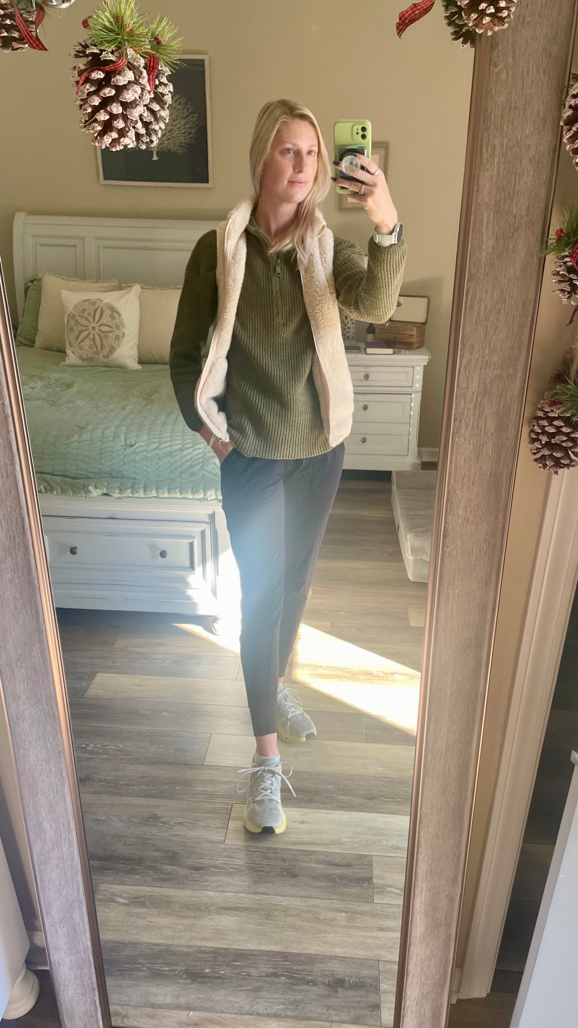 Fall outfit fall fashion winter outfit winter fashion cold weather outfit travel outfit athleisure 

#LTKTall #LTKdayinmylife #LTKSeasonal