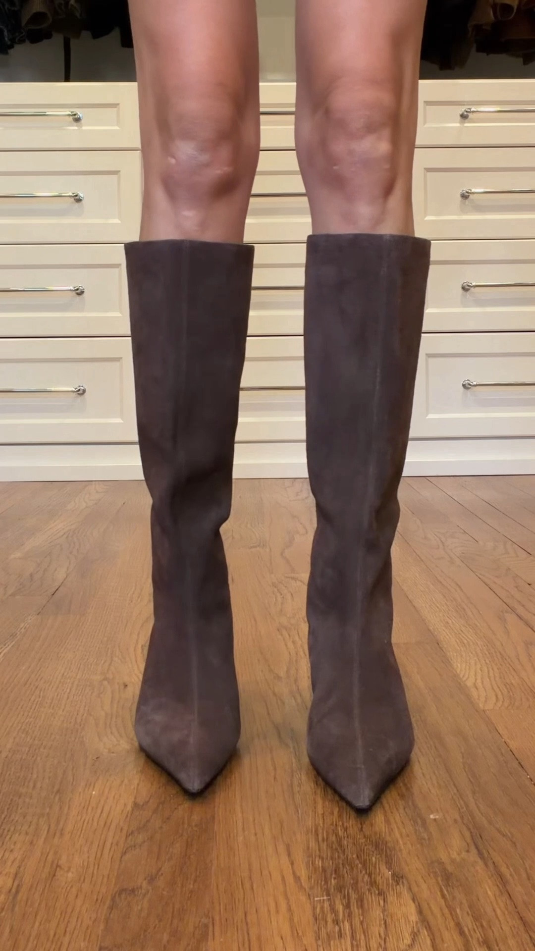 Boots I’m loving for fall! 

Keee high boots 
Boots for jeans