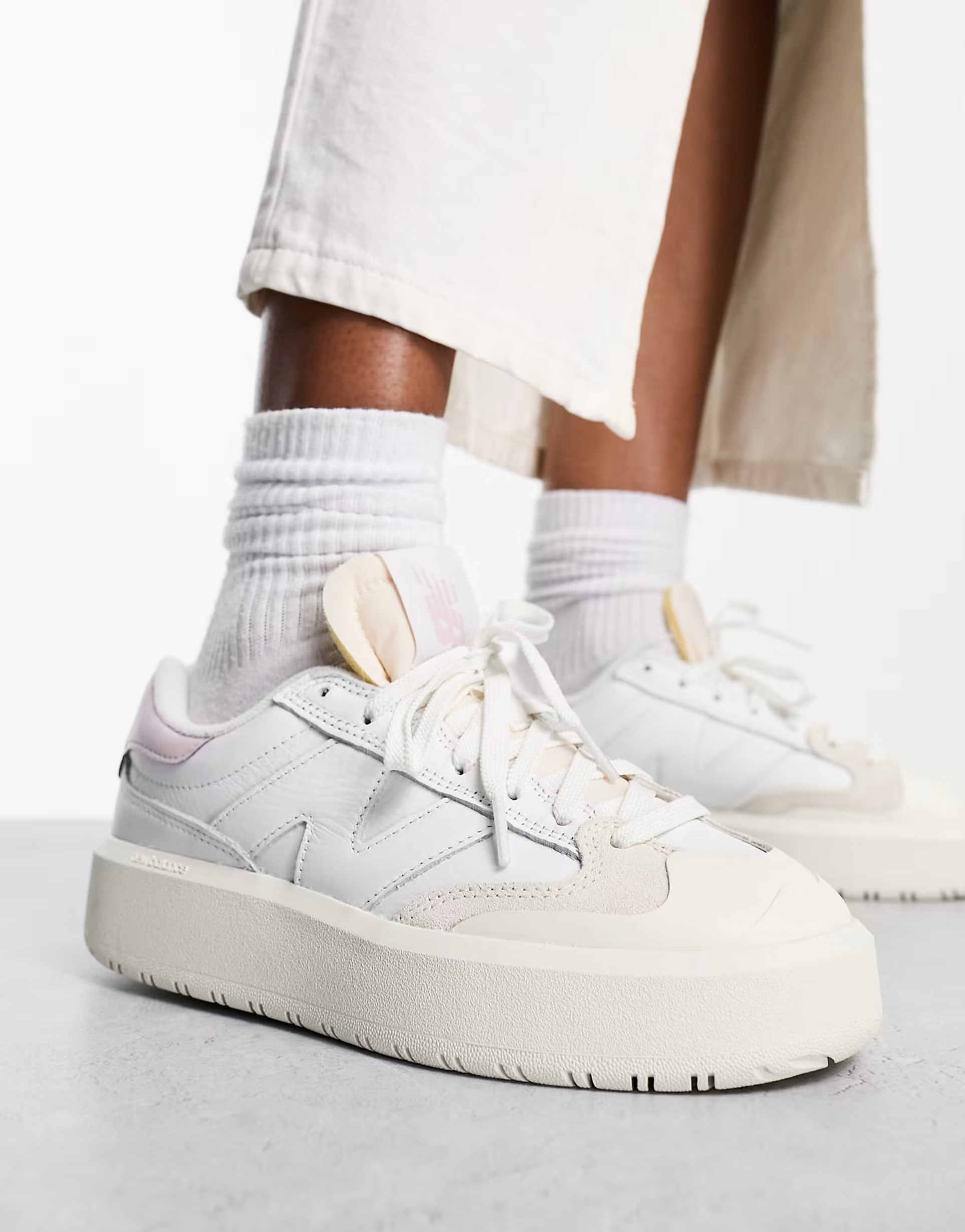 New Balance CT302 sneakers in white & pink | ASOS (Global)