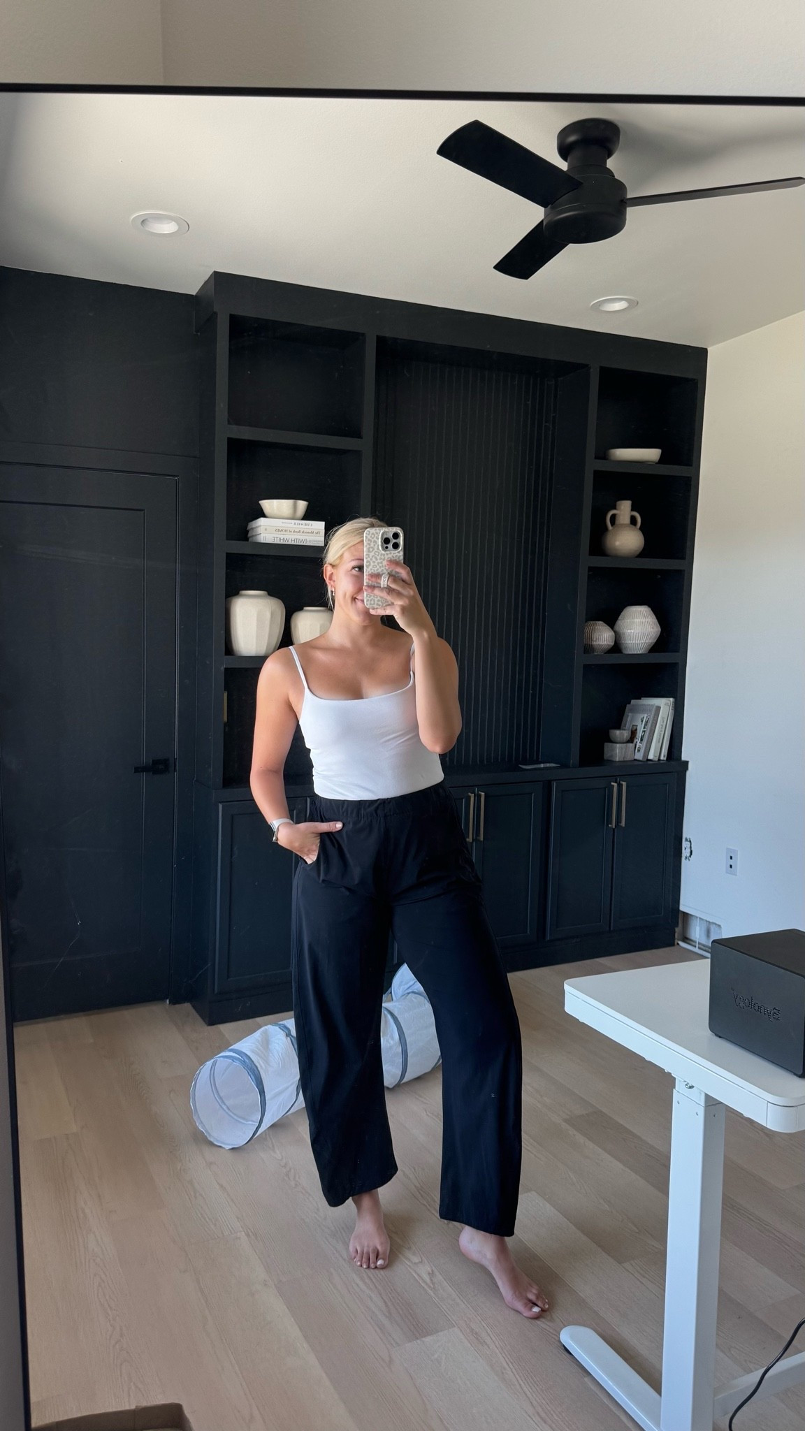 Favorite easy outfit! I’m 5’7 wearing a medium tank and size 10 long pants

#LTKSaleAlert #LTKdayinmylife