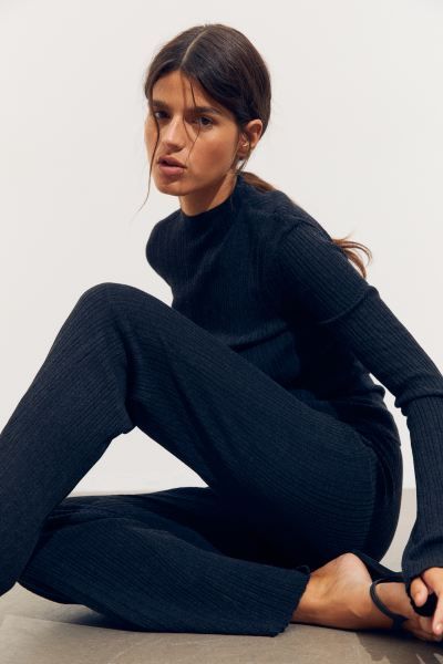 Rib-knit flared trousers | H&M (US + CA)