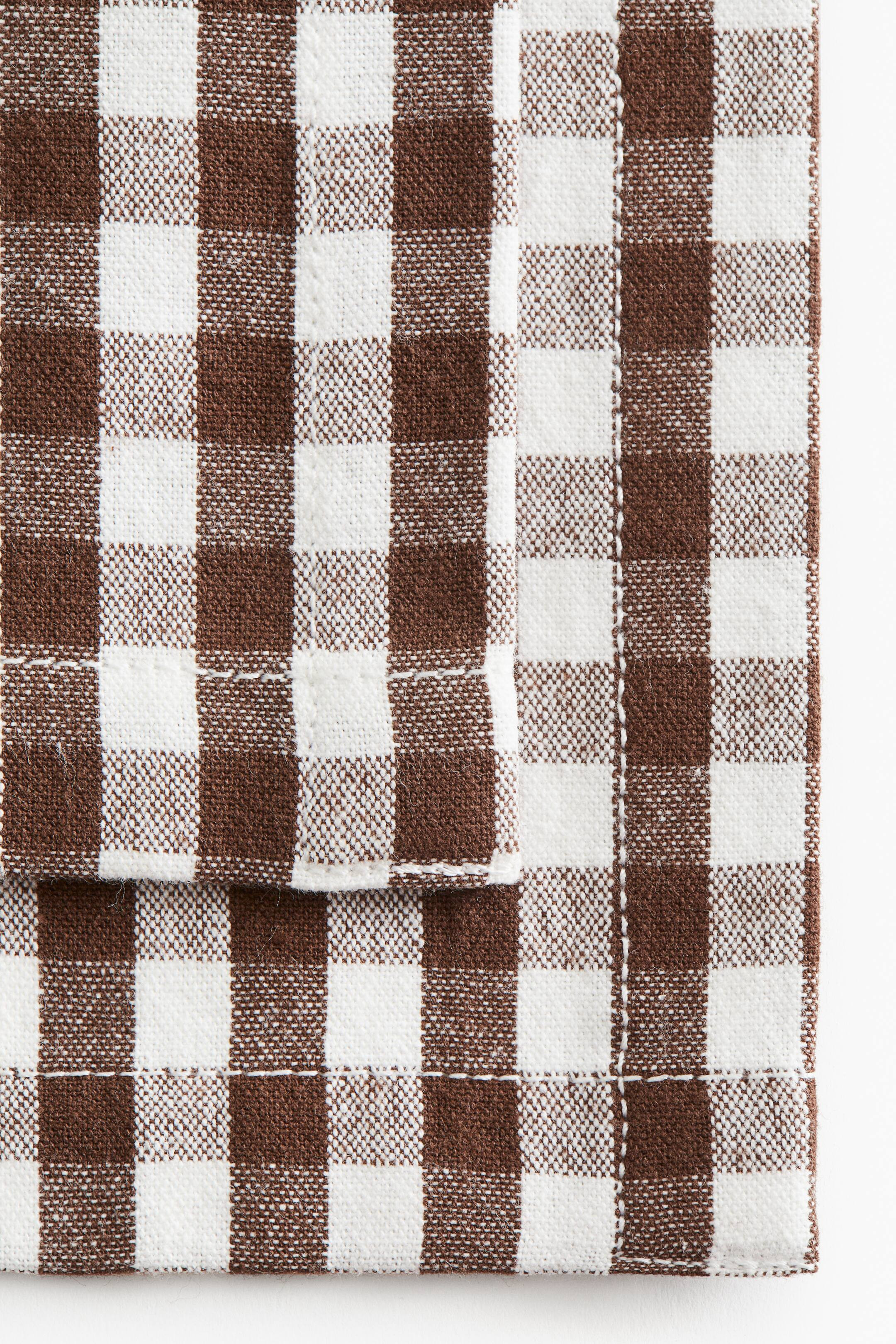 2-pack gingham-checked place mats | H&M (UK, MY, IN, SG, PH, TW, HK)