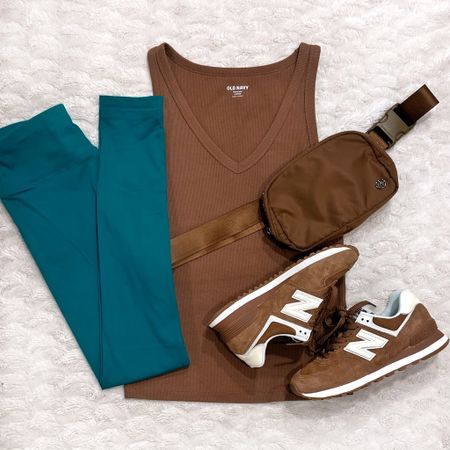 Teal + Brown Athleisure Perfection 😍
Suuuuper soft & comfy teal legginngs from Amazon (come in many more colors)!!
New Balance 574 Brown Retro Sneakers.
Lululemon belt bag dupe in brown.
Old Navy ribbed v-neck tank top.
#autumnpalette #hocautumn

#LTKstyletip #LTKunder50 #LTKfit