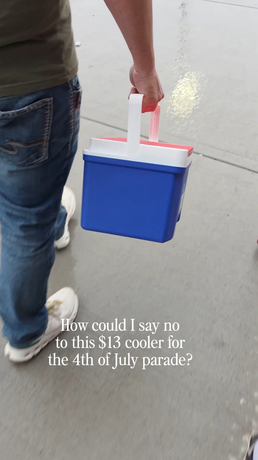 Red white and blue igloo cooler that holds 13 cans. Perfect for the 4th of july and cheap!#4thofjuly #cooler


