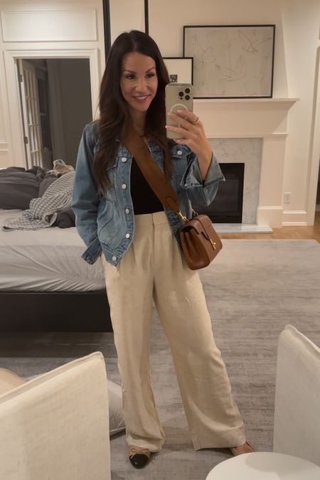 Outfit spring abercrombie is on sale with ltk code.
Small in the bodysuit, medium in the denim jacket, 25 in the trousers

#LTKSeasonal #LTKsalealert #LTKSpringSale