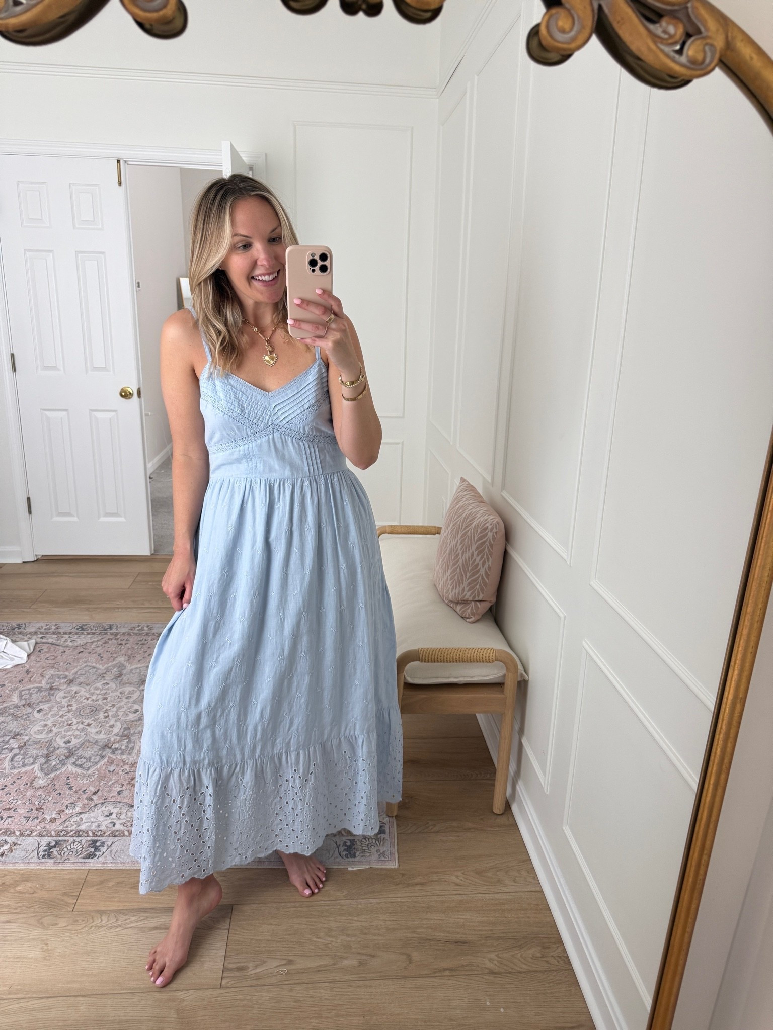 Love the eyelet details 🤩 wearing a med
fb