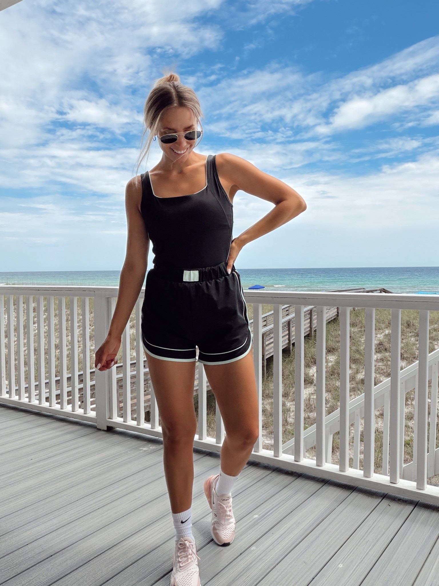 Amazon but giving Free People!✨

Size: S / TTS 
5’5”