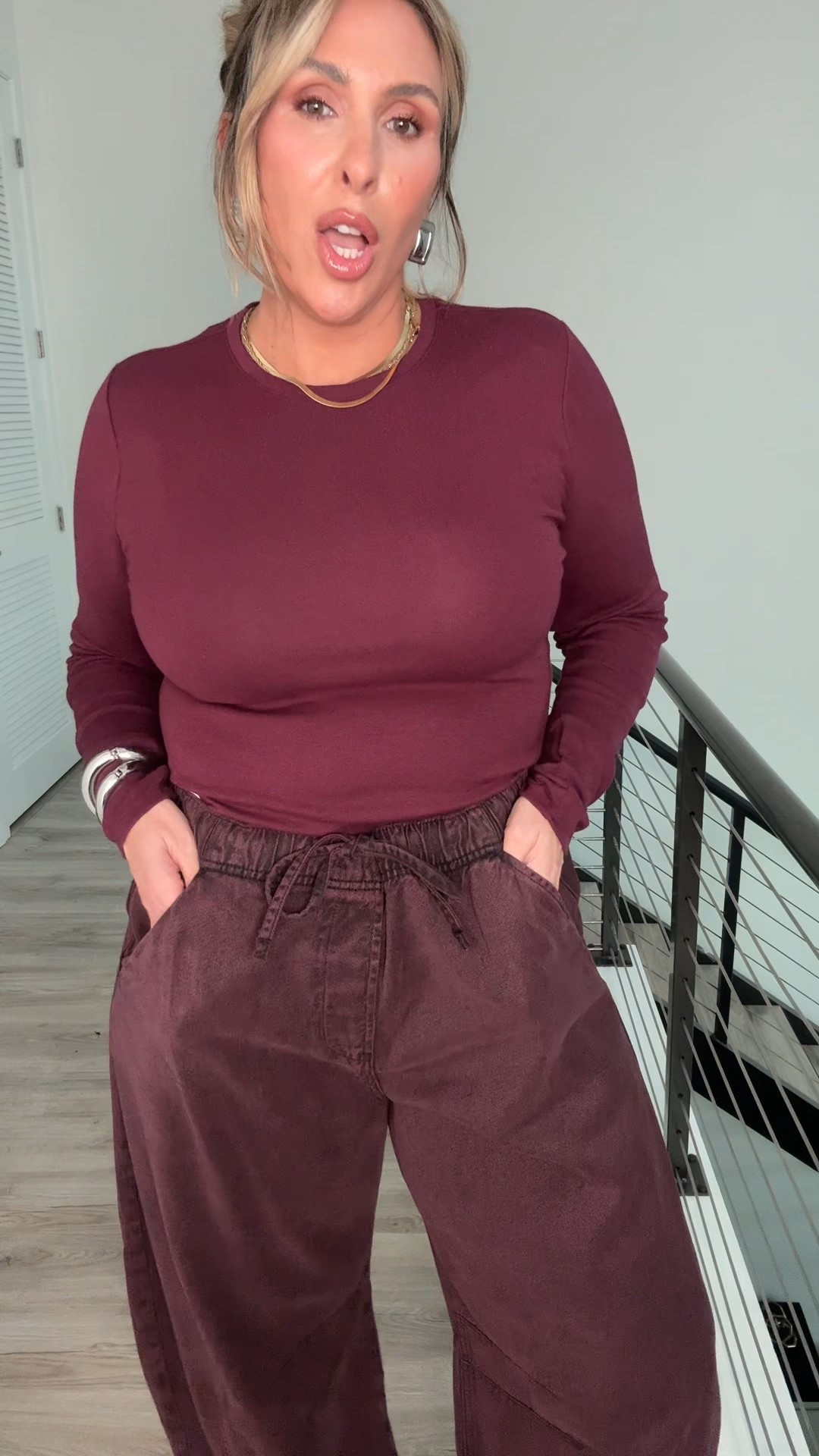 Gap outfit 

long sleeve burgundy top size L (size down 1-2 sizes could have done a medium for a more fitted) 

midrise horseshoe drawstring burgundy pants size XL (fits very oversized; size down for closer fit)


#LTKStyleTip #LTKMidsize #LTKTall