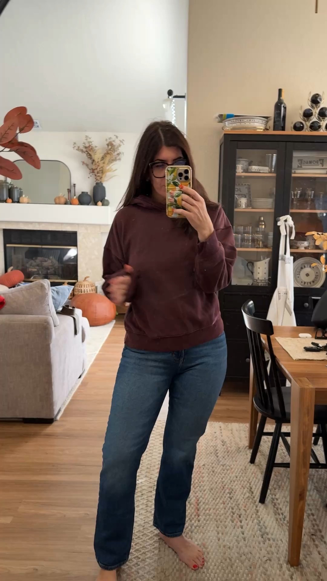 In a medium hoodie 
29 curvy jeans 

#LTKTall #LTKSaleAlert #LTKMidsize