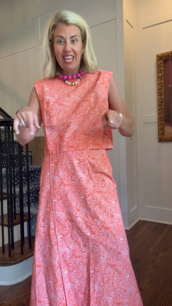 Julia Armory July 4th sale!! I love her pieces & truly are closet keepers. I’m wear a small in most pieces. I’m in an 8 heel here. 

Codes:
Allie + Bess - Catherine20
Erin McDermott - mixandmatch 25% off

#LTKdayinmylife #LTKmomlife #LTKSaleAlert