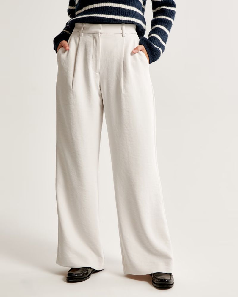 Women's Curve Love A&F Harper Tailored Premium Crepe Pant | Women's Bottoms | Abercrombie.com | Abercrombie & Fitch (US)