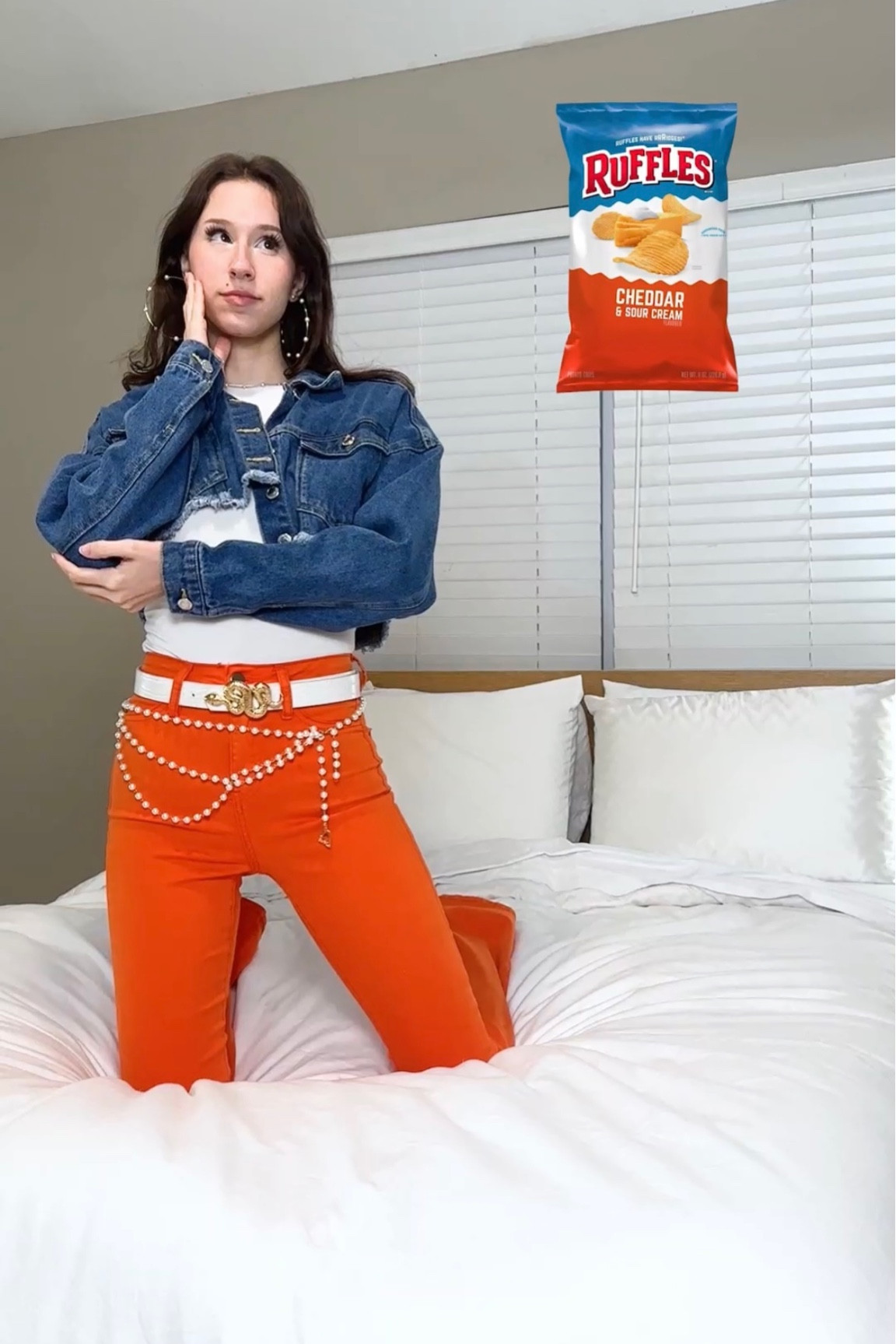 Outfit inspired by Ruffles chips! 💙🧡 love this cute spring outfit with a cropped denim jacket and colorful orange pants :)

#LTKstyletip #LTKfindsunder100 #LTKfindsunder50