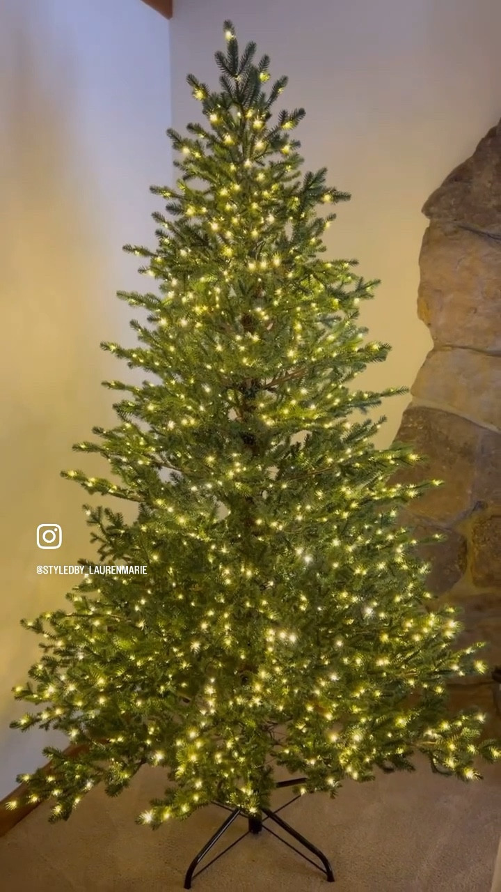 10/10 on the viral Home Depot Tree! ❤️‍🔥

#LTKSeasonal #LTKHoliday #LTKhome